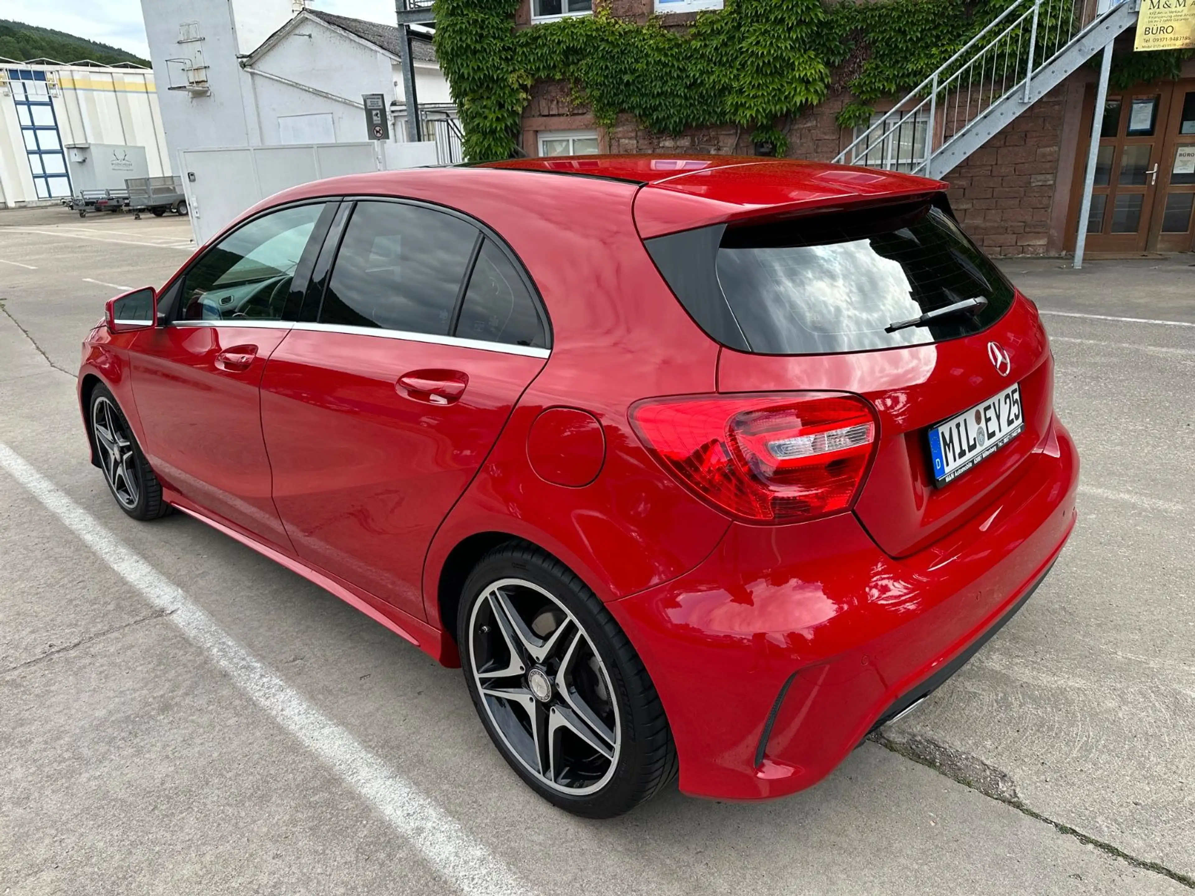 Mercedes-Benz A 180 CDI BlueEfficiency AMG Line-Panorama-Navi — photo 4