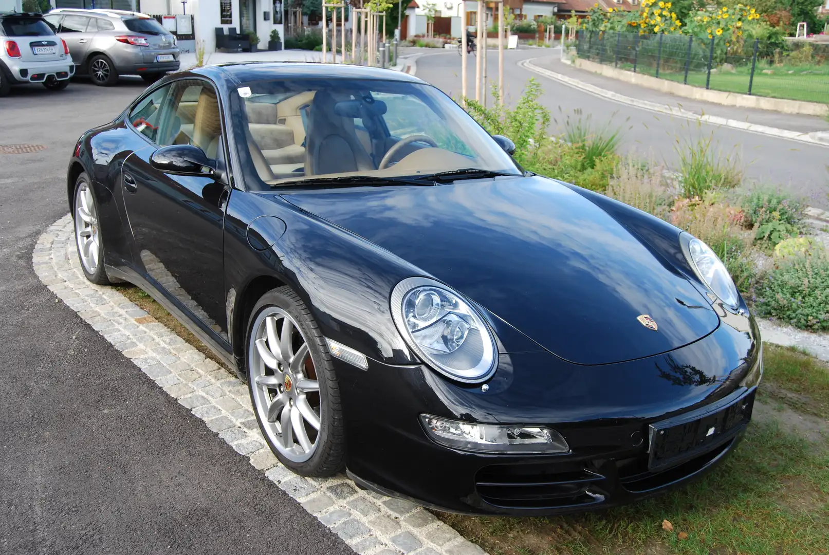 Porsche 997 911 Carrera 4 Coupe Tiptronic Schwarz - 1