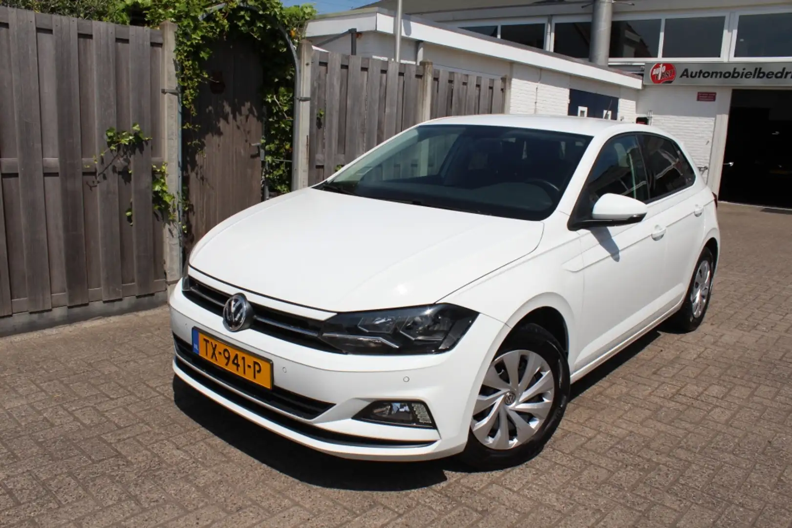 Volkswagen Polo 1.0 TSI Comfortline Executive-pakket Wit - 2