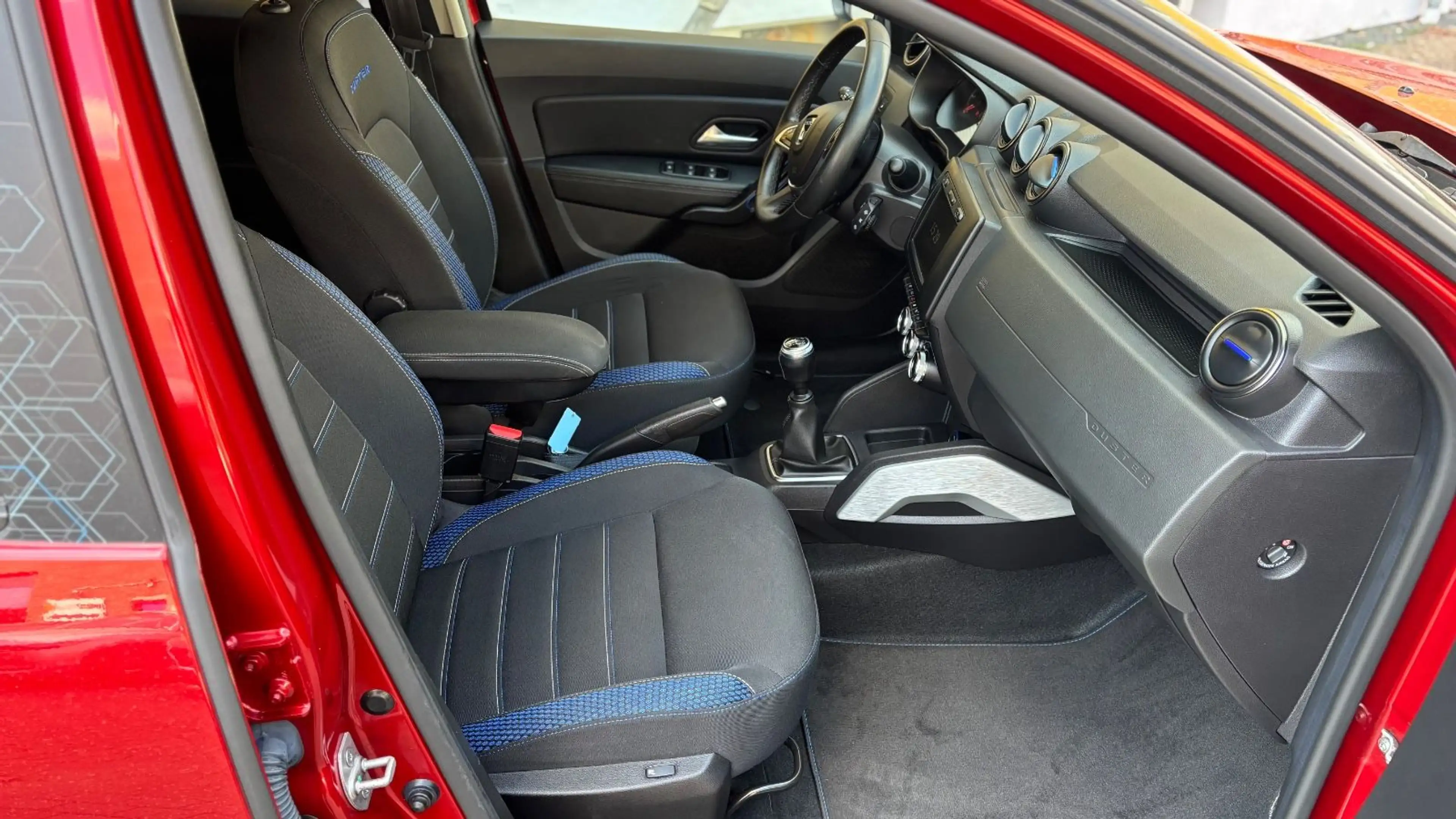 Dacia Duster II Celebration 1.5 dci / Kamera/ SHZ — photo 12