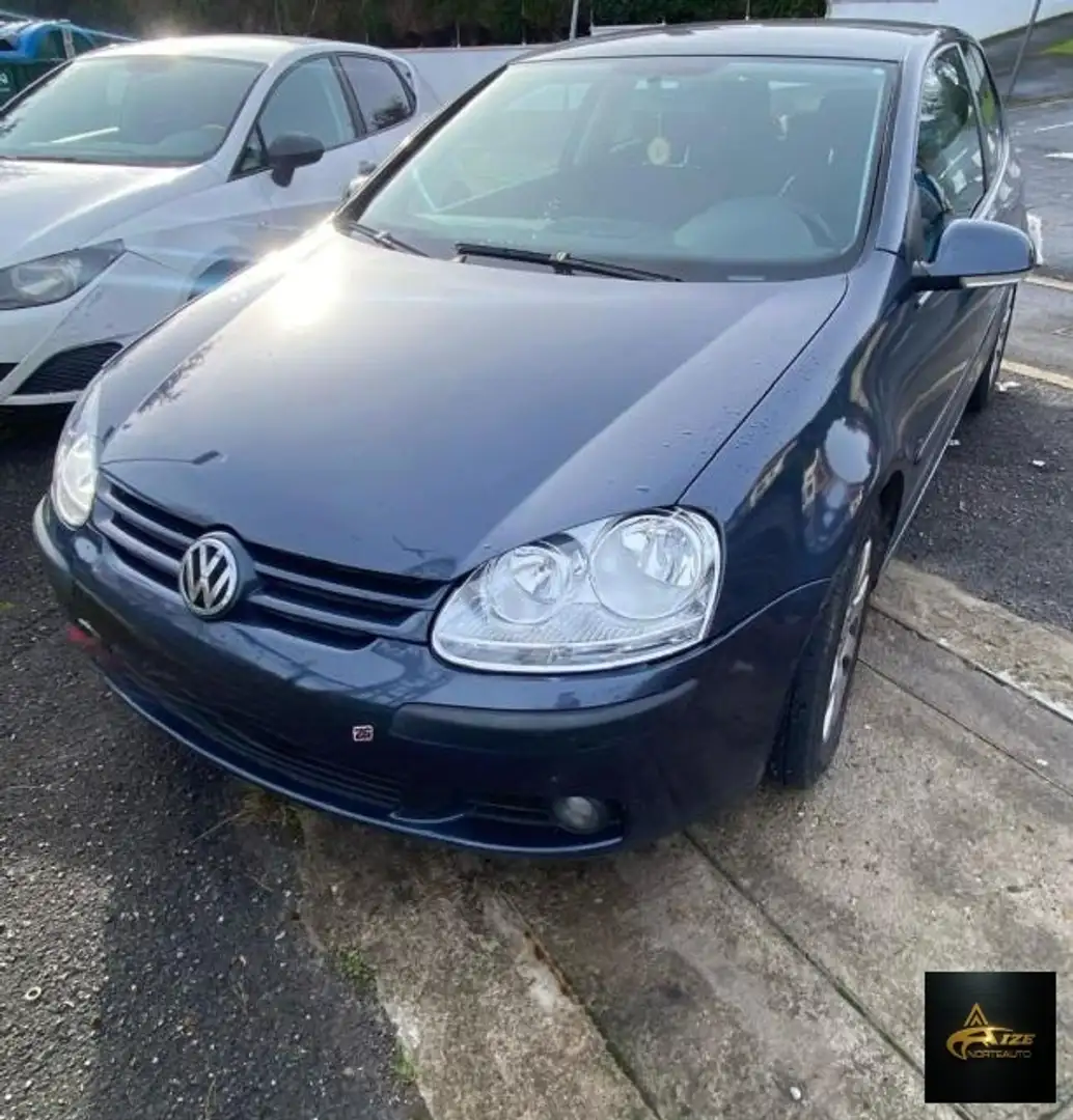 Volkswagen Golf 5p Trendline 1.6 102 CV - 2