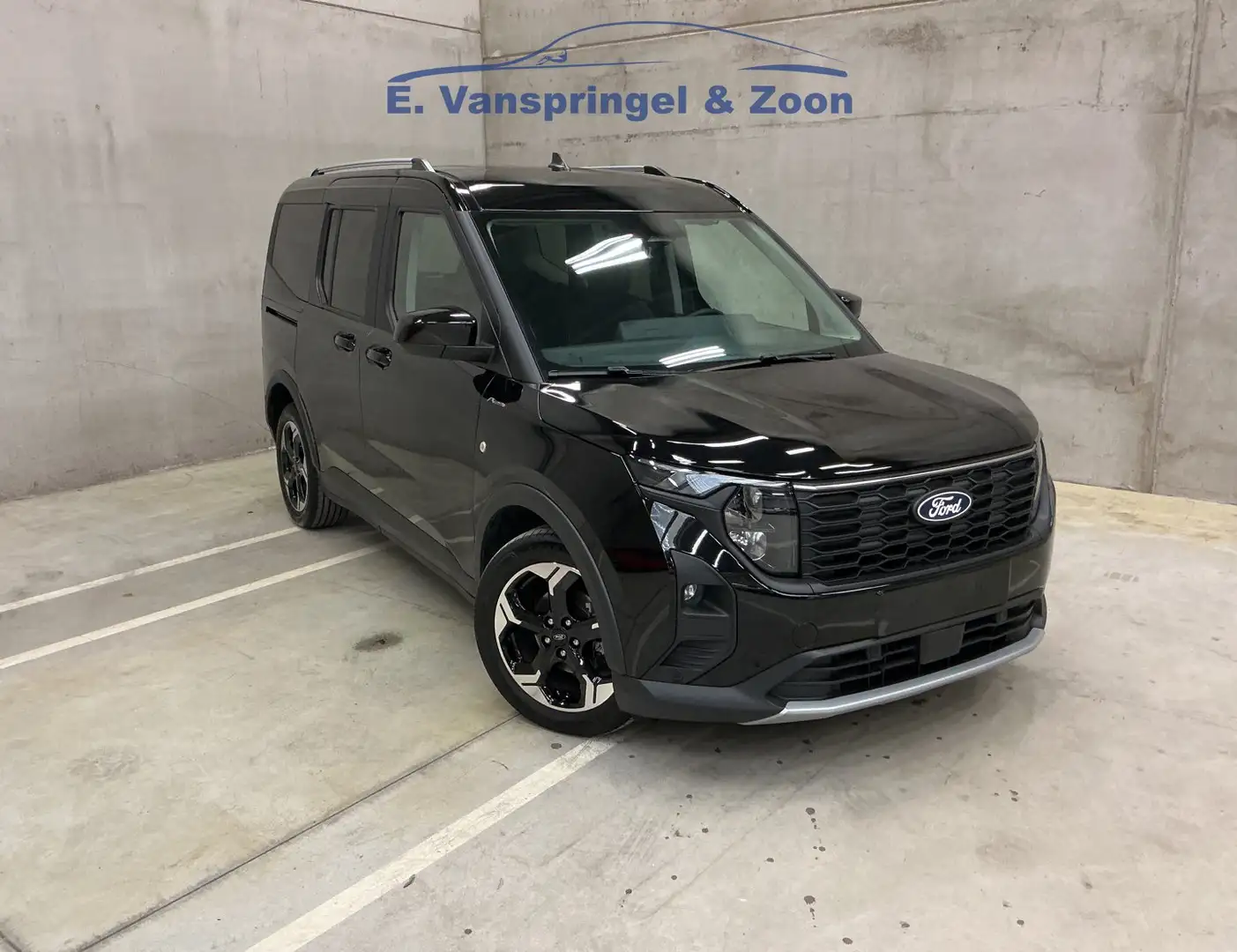 Ford Tourneo Courier Ecoboost Active Aut Zwart - 1