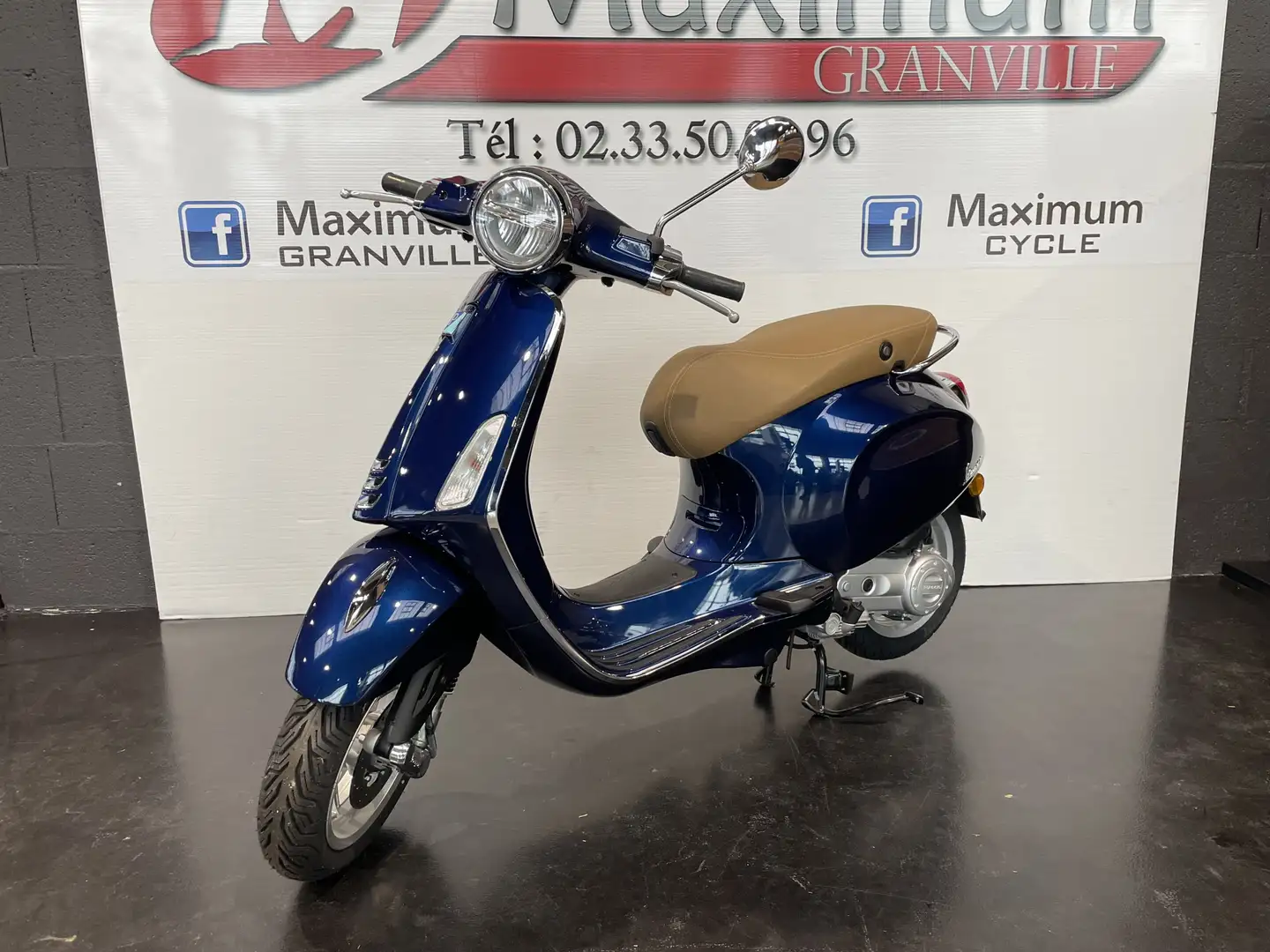 Vespa Primavera 50 Azul - 2