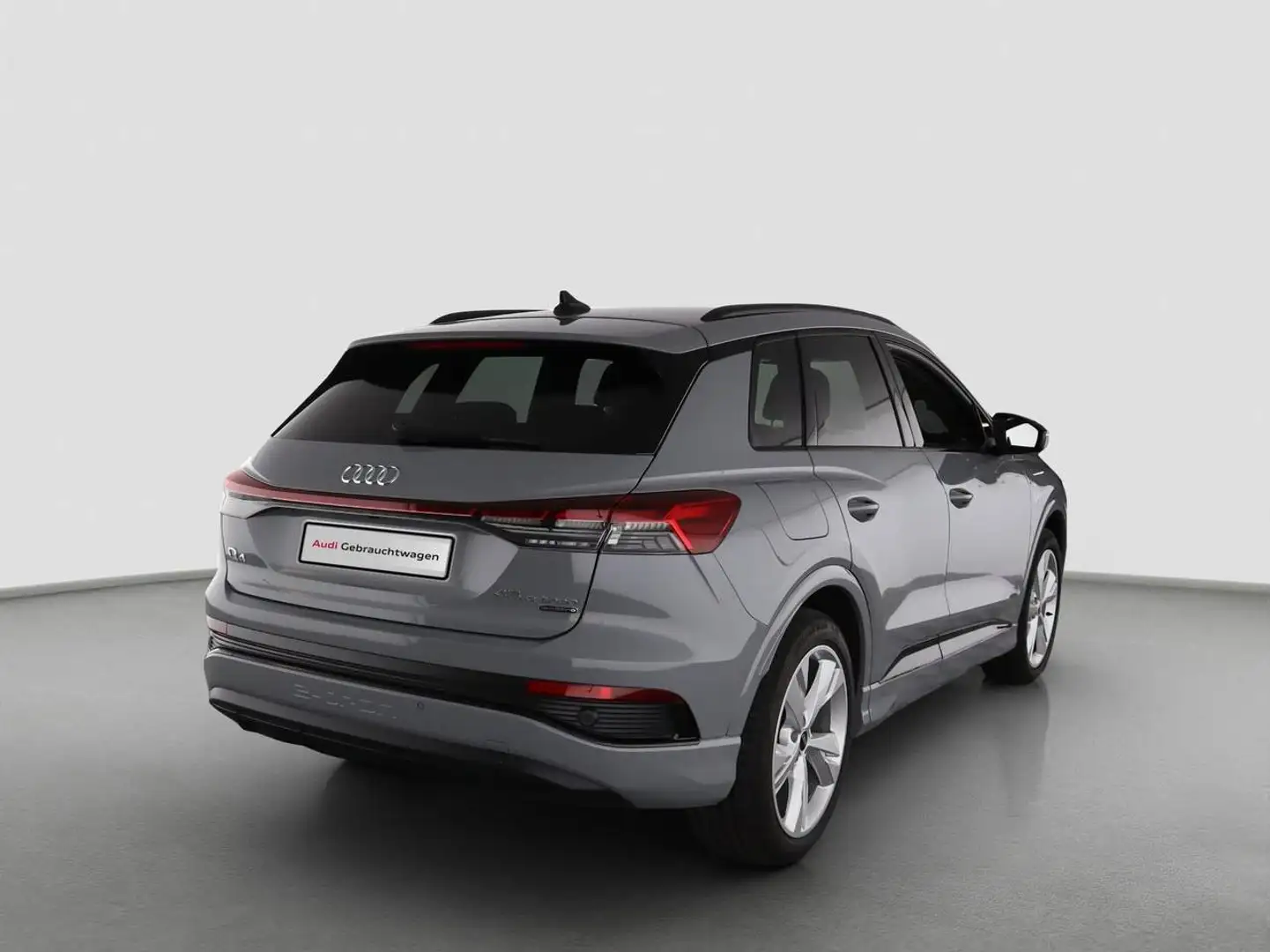 Audi Q4 e-tron 45 quattro S-LINE*NAVI-PLUS*KAMERA*HUD Grau - 2
