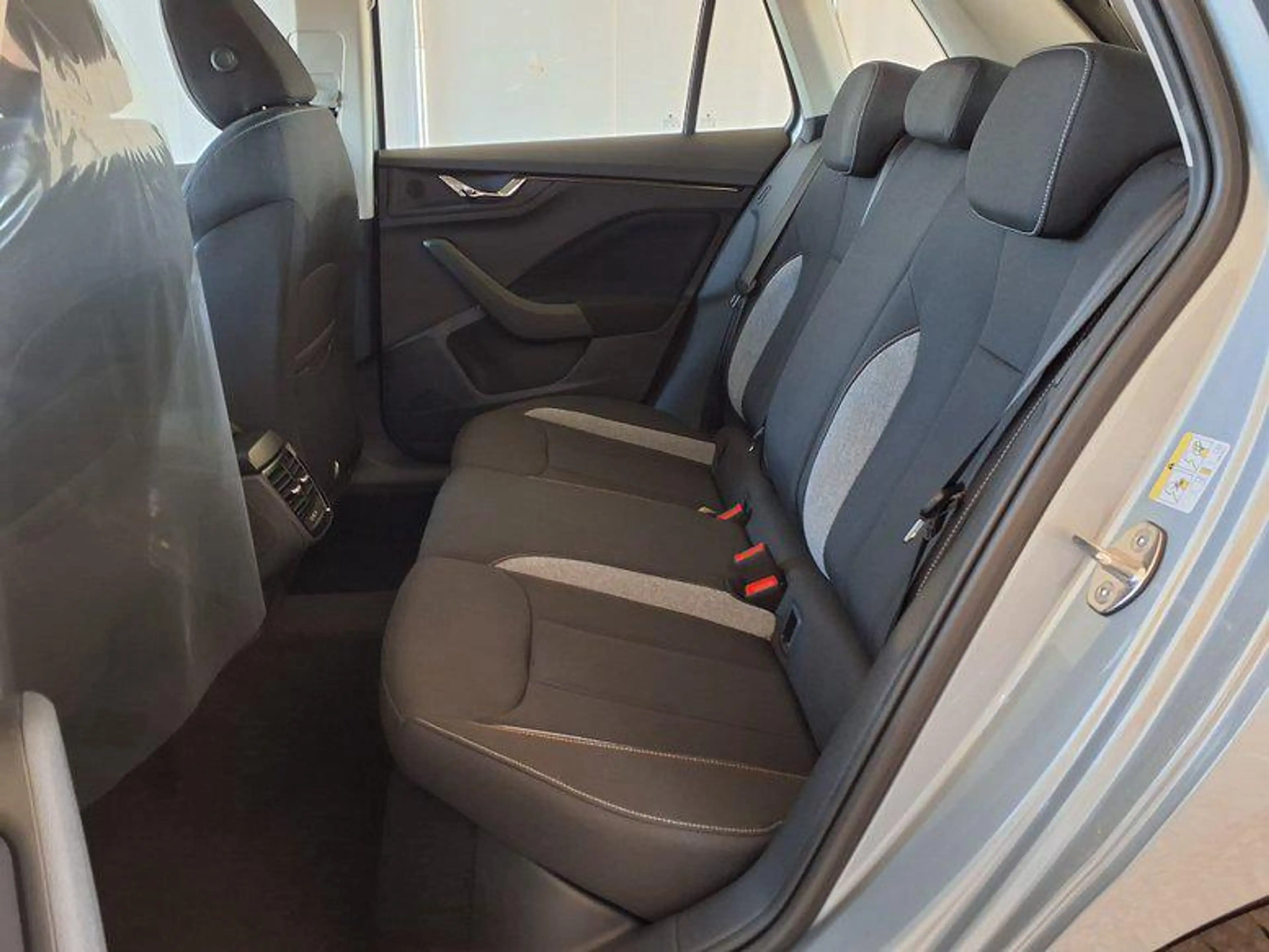 Skoda Kamiq Selection 1.5 TSI 7-Gang-DSG 110 kW (150 PS), A... — photo 6