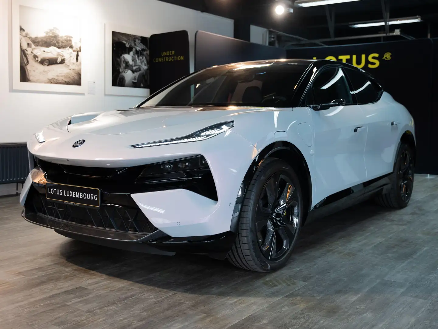 Lotus Eletre Eletre EDS 450 S Gris - 1