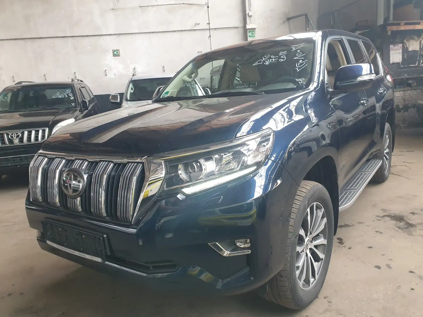 Toyota Land Cruiser 2.8 D-4D Lounge A/T  7 pls Bleu - 1