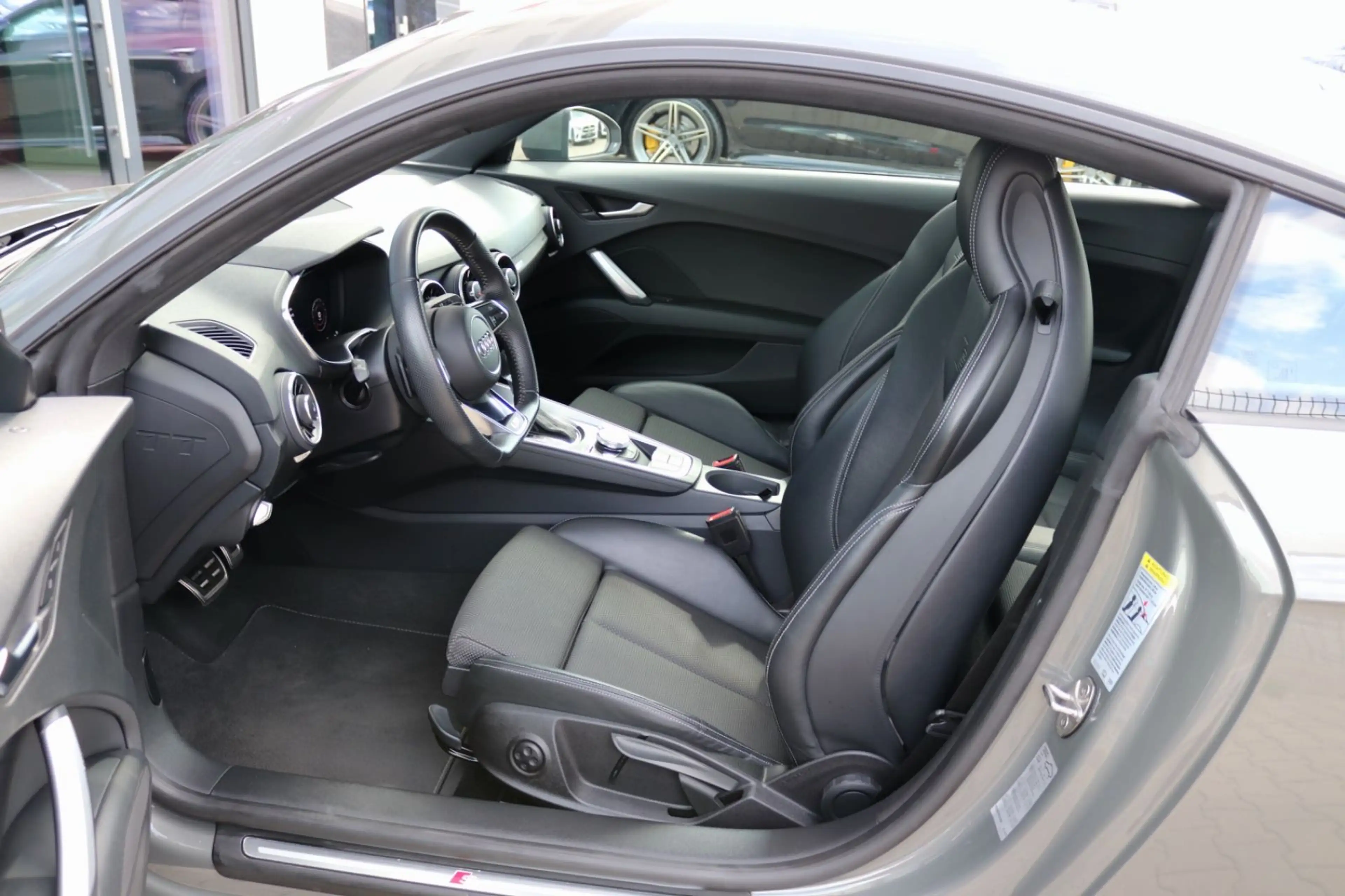 Audi TT Coupe 40 TFSI S-Line Plus Navi Klima SHZ — photo 14