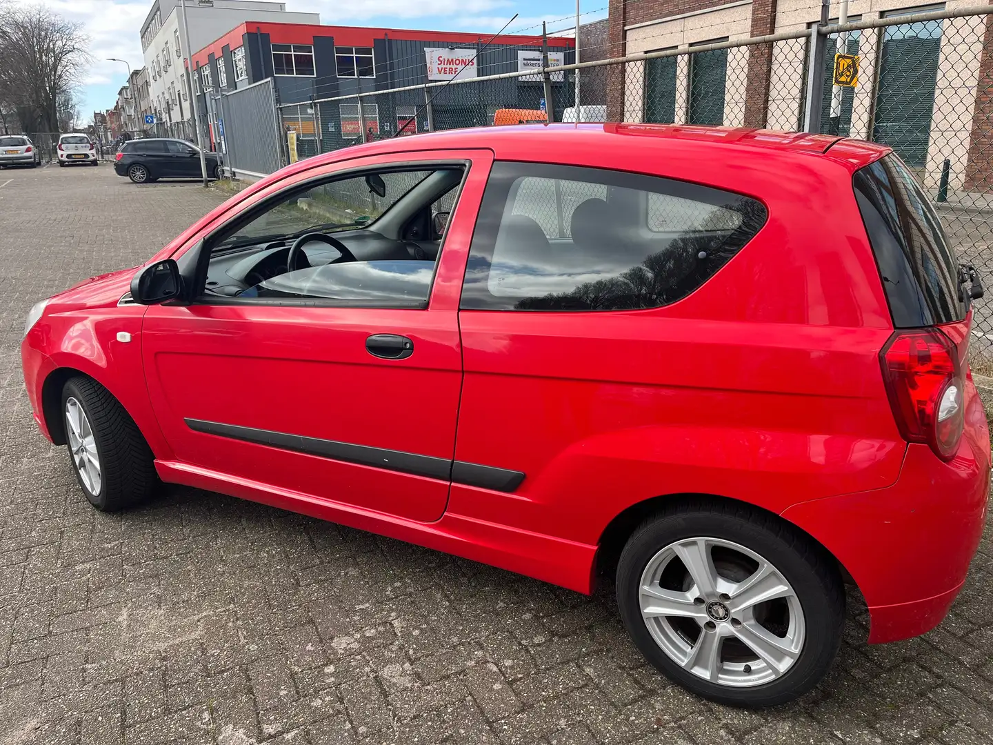 Chevrolet Aveo Aveo 1.2 16V LS B-clever Rood - 1