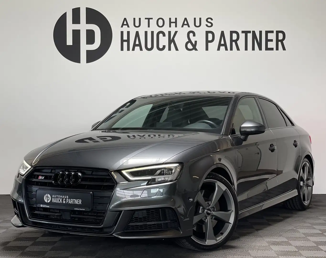 Audi S3 2.0 TFSI Lim q. S-Tr*Virtual *Schale *ACC Grijs - 1