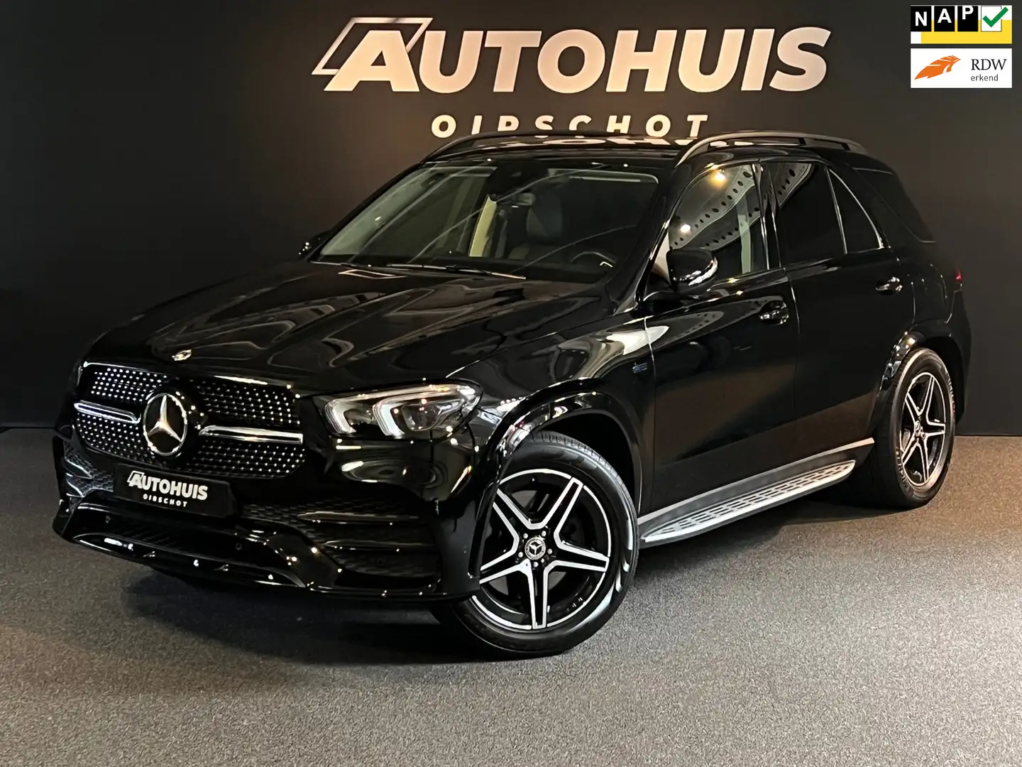 Mercedes-Benz GLE 350 e 4MATIC Premium Plus AMG Line Automatische stoele Zwart - 1