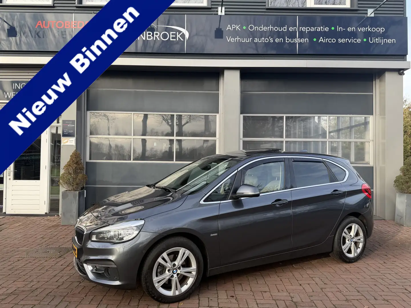 BMW 218 2-serie Active Tourer 218d High Executive Automaat Grijs - 1