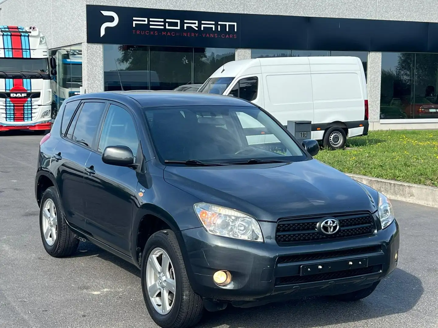 Toyota RAV 4 2.2 D-4D 4x4 Sol - AIRCO, NAVI, TREKHAAK, LEDER Gris - 1