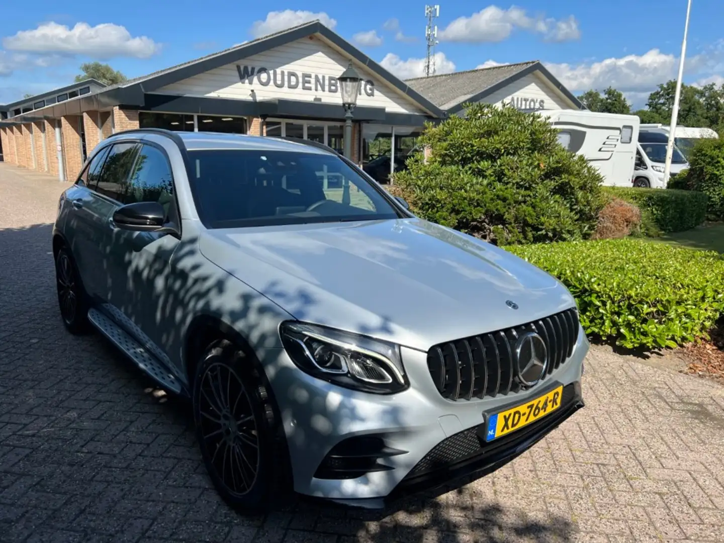 Mercedes-Benz GLC 250 GLC 250 4-Matic AMG int ext, Night apkket Grijs - 1