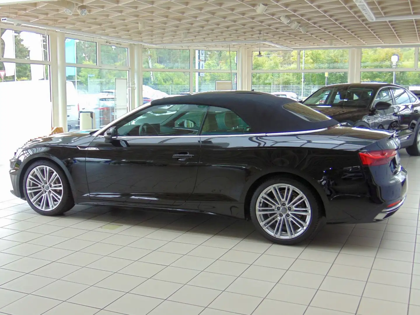 Audi A5 Cabriolet Advanced 40 TFSI S tronic MATRIX-SW Schwarz - 2