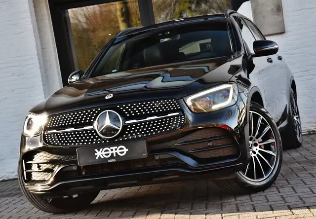Mercedes-Benz GLC 200 EQ4-MATIC AMG LINE *** LIKE NEW / NIGHT / 1HD. ***
