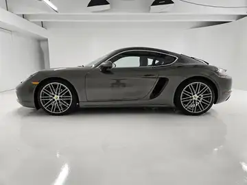 2025 Porsche 718 Cayman - Canadian Prices, Specs, Photos