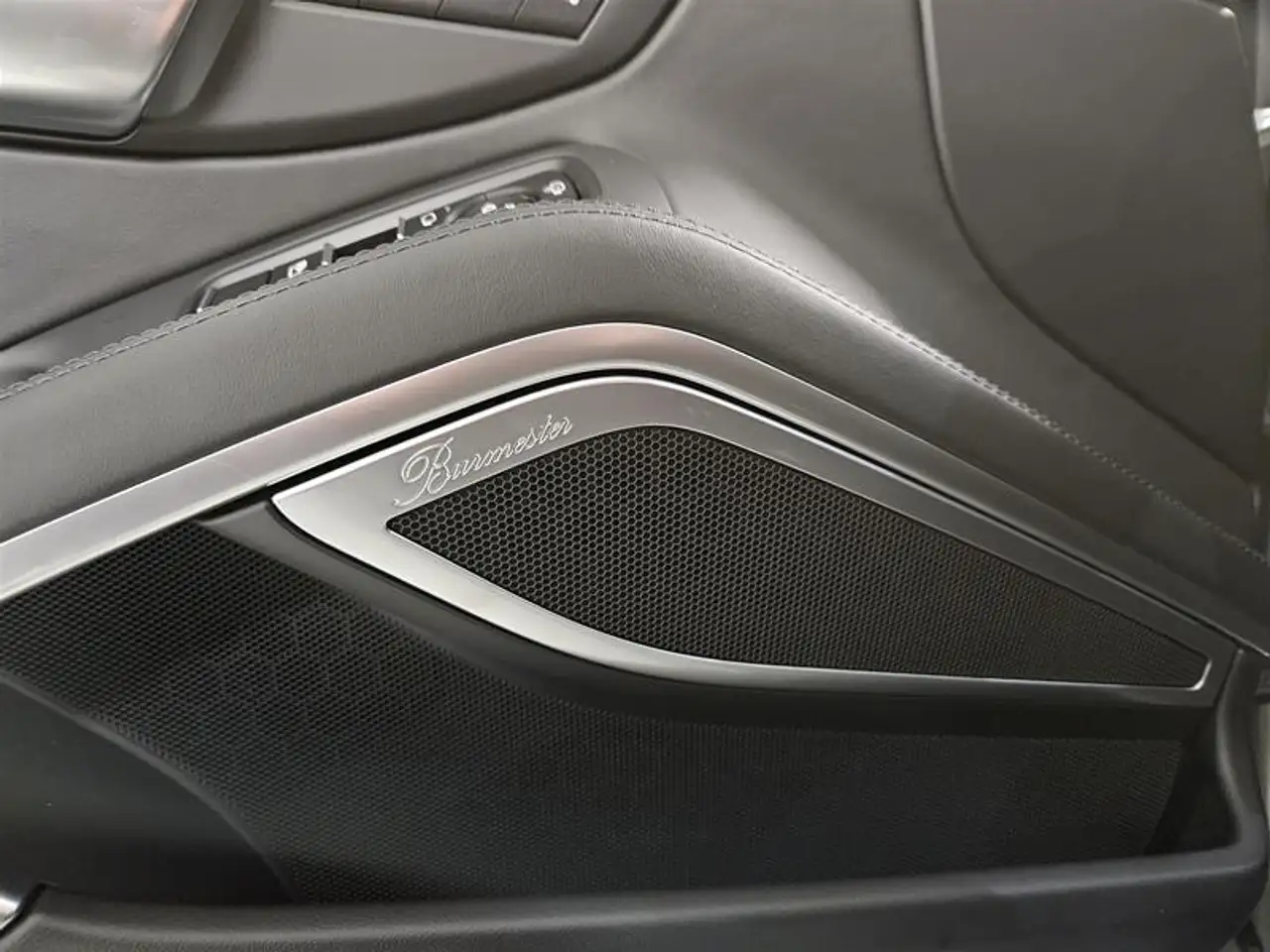 Porsche 718 Cayman снимка Porsche 718 Cayman