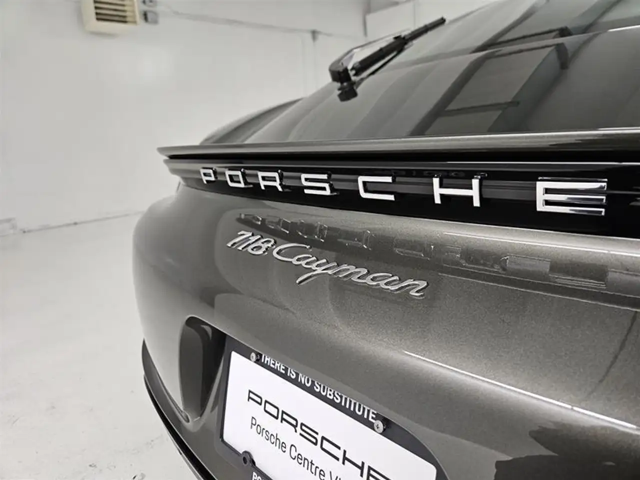Porsche 718 Cayman снимка Porsche 718 Cayman