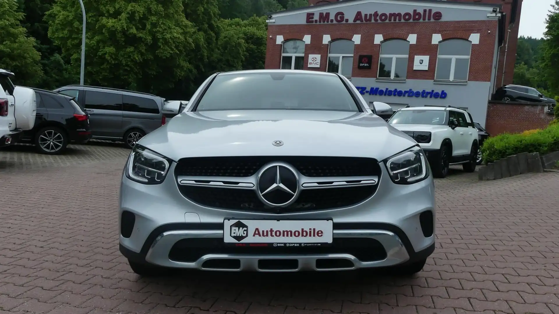 Mercedes-Benz GLC 300 GLC*300*4Matic*SHZ*360°Kam*AHK*El.Heck*Bluetooth Argent - 2