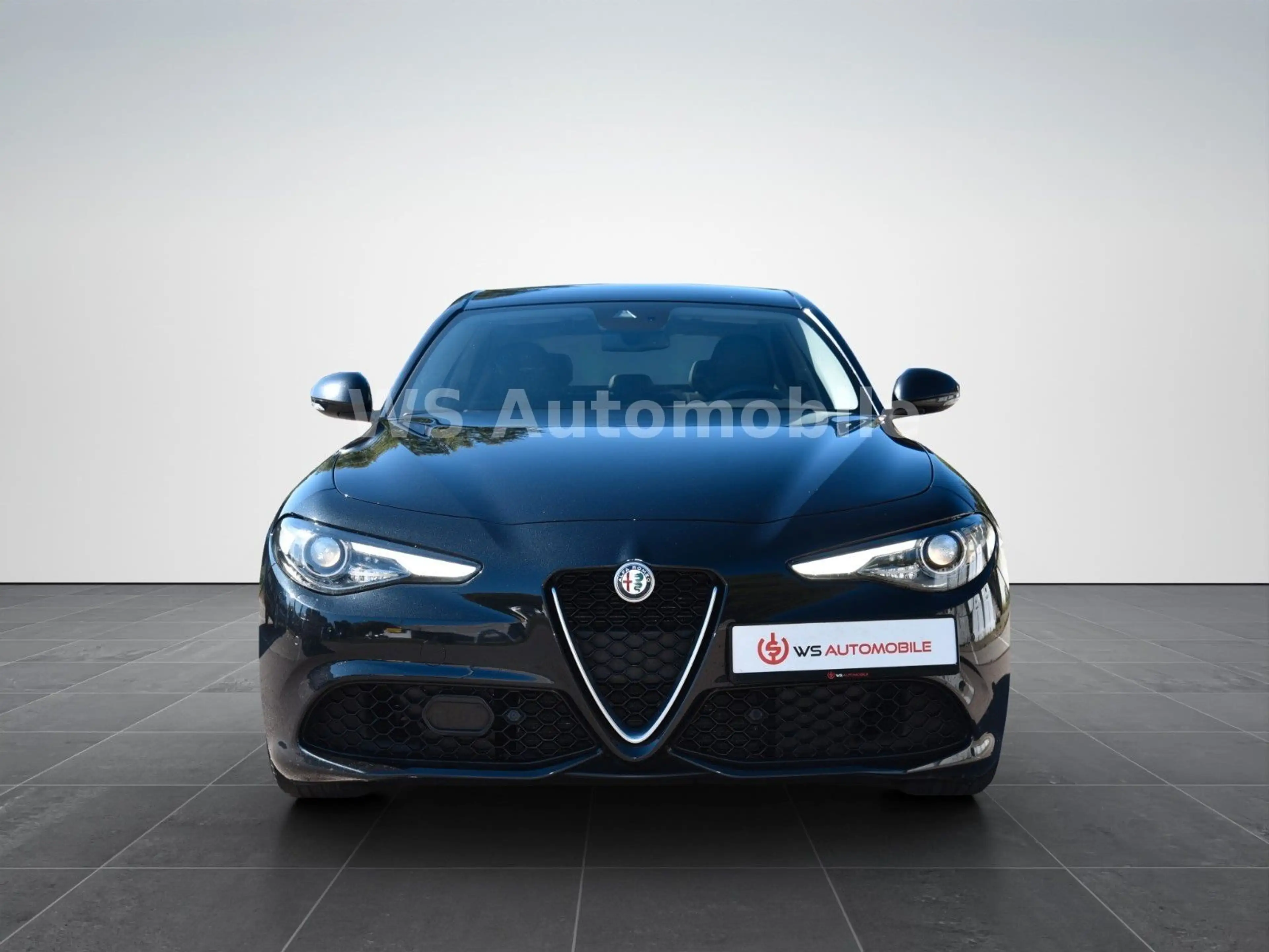 Alfa Romeo Giulia Veloce Q4 **DAB/CAM/SHZ** — photo 2