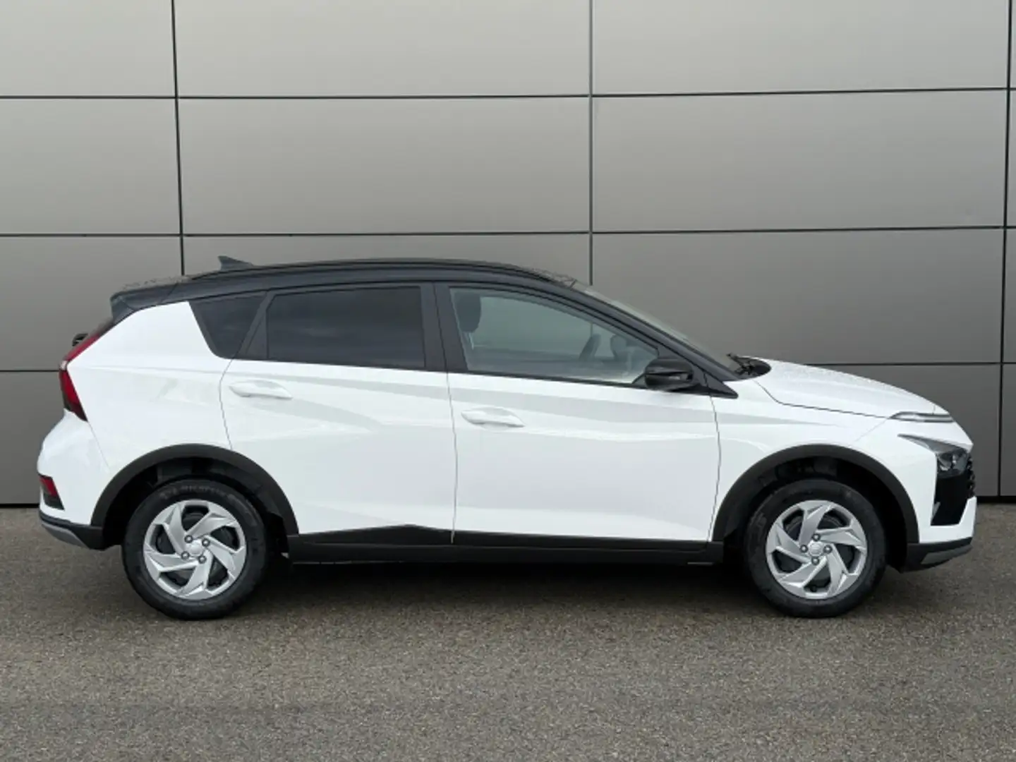 Hyundai BAYON GO 1.2 MPI Weiß - 2