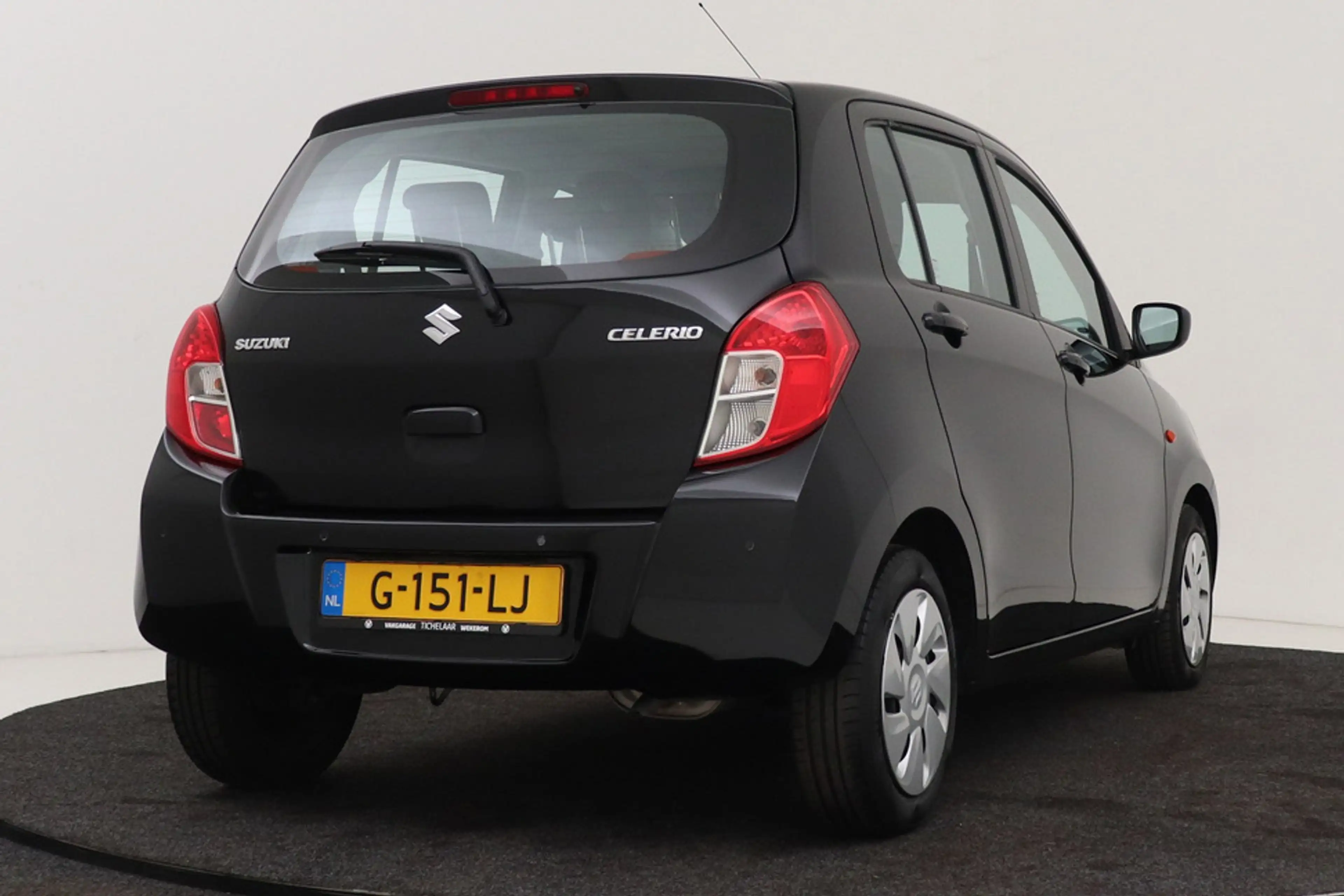 Suzuki Celerio 1.0 Comfort | Parkeersensoren V+A | Org NL | — photo 11