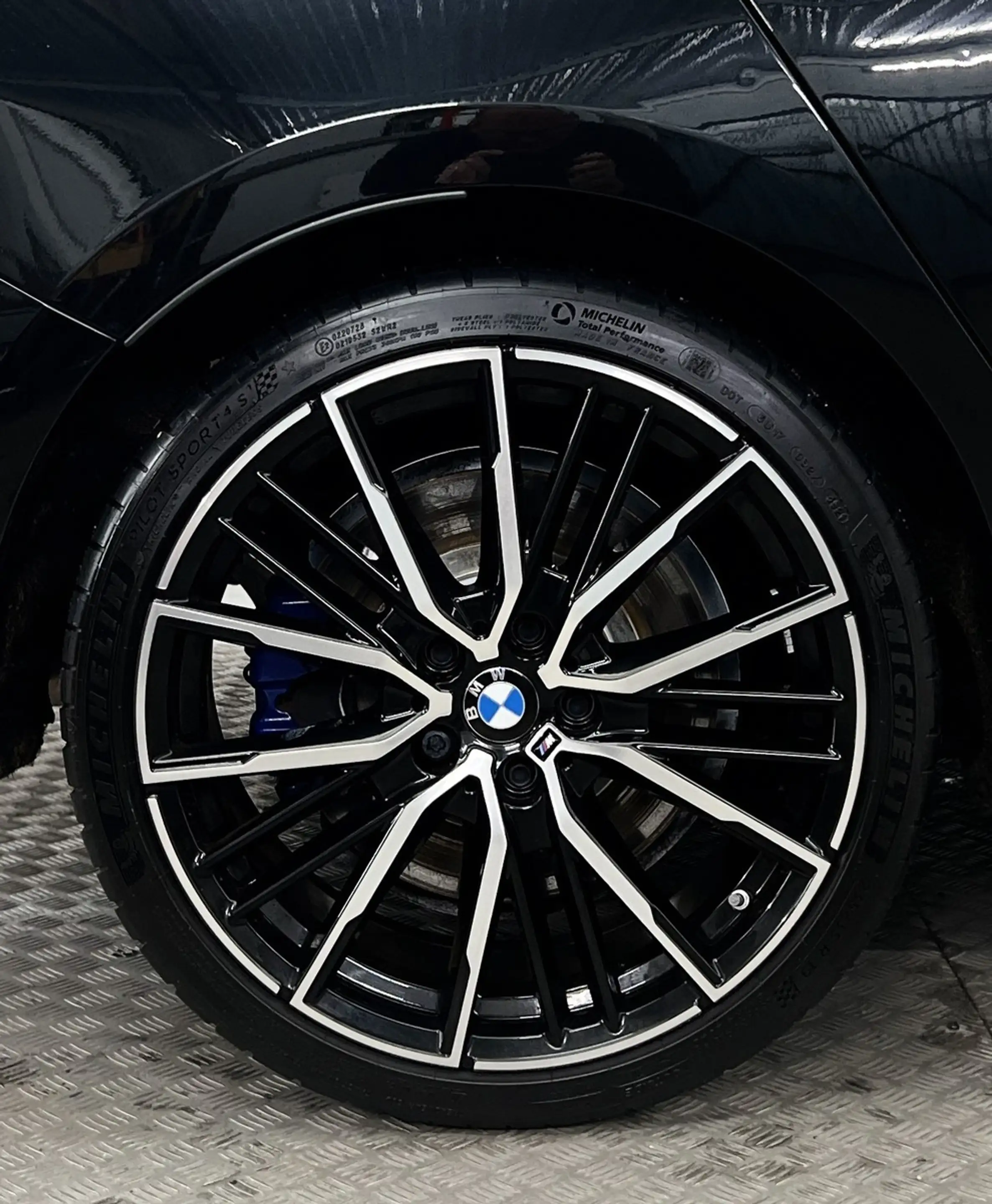 BMW 135 Mi xDrive PERFORMANCE PANO+HUD+MEMO+KAMERA+ — photo 11