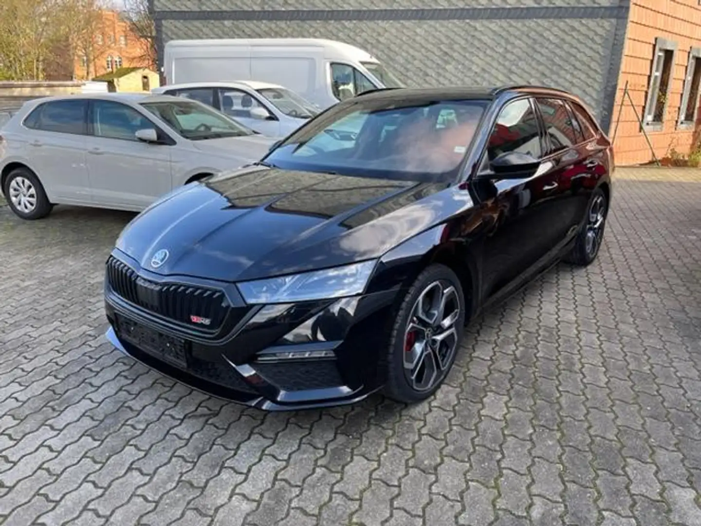 Skoda Octavia Combi RS TSI DSG+STANDHEIZ+GARANTIE05/28 Schwarz - 2