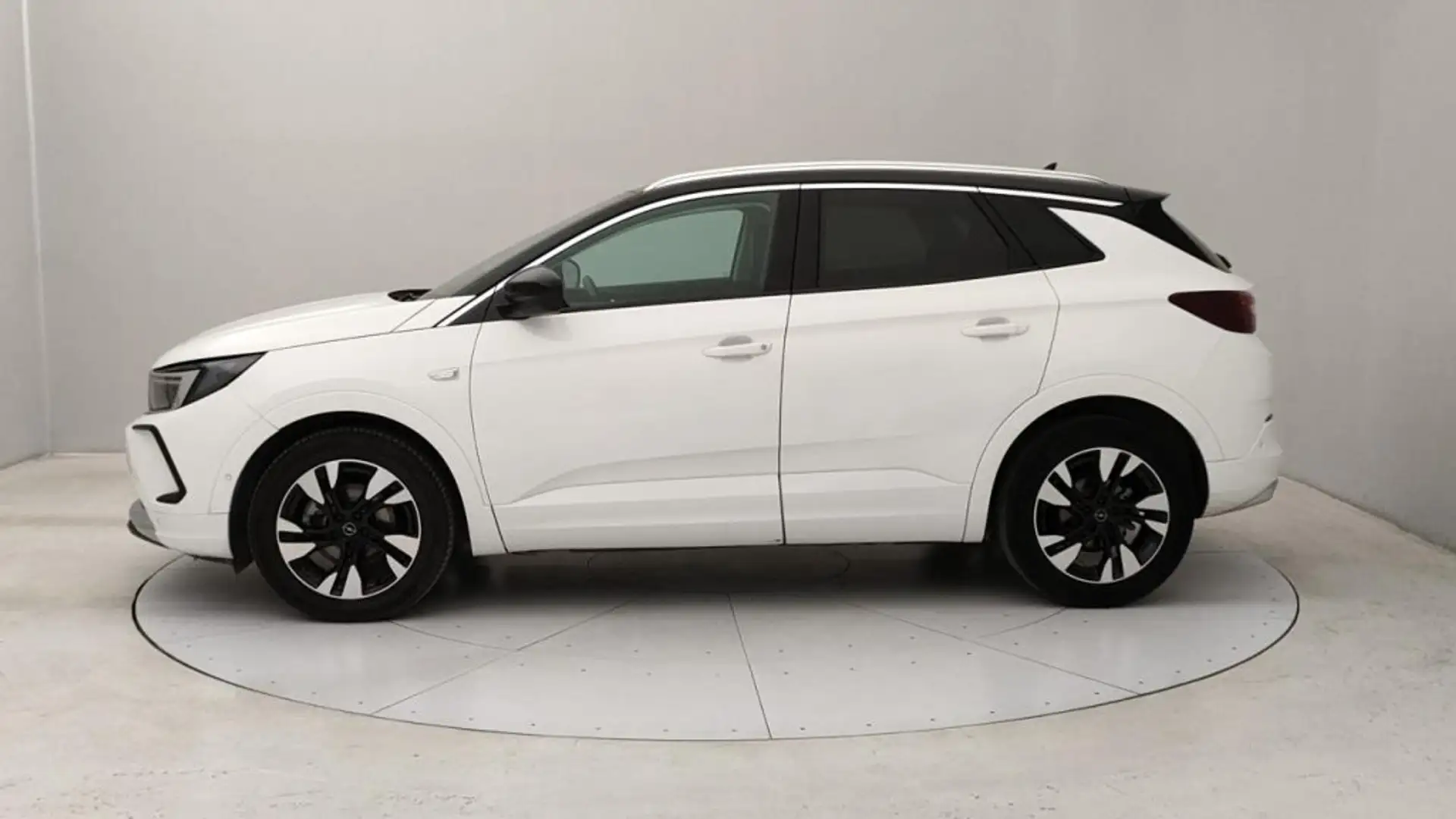 Opel Grandland 1.5 ecotec Ultimate s&s 130cv at8 Blanc - 2