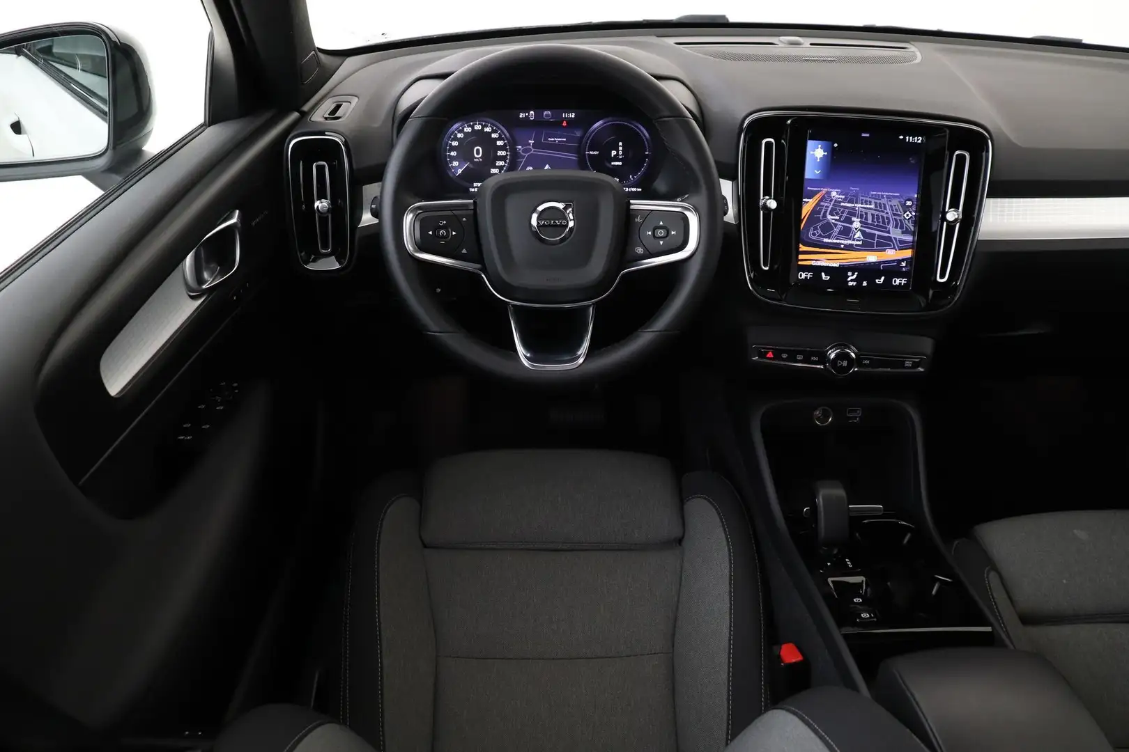 Volvo XC40 T4 PLUG-IN HYBRID PLUS DARK -PANO.DAK|POWER-SEATS| Blanc - 2