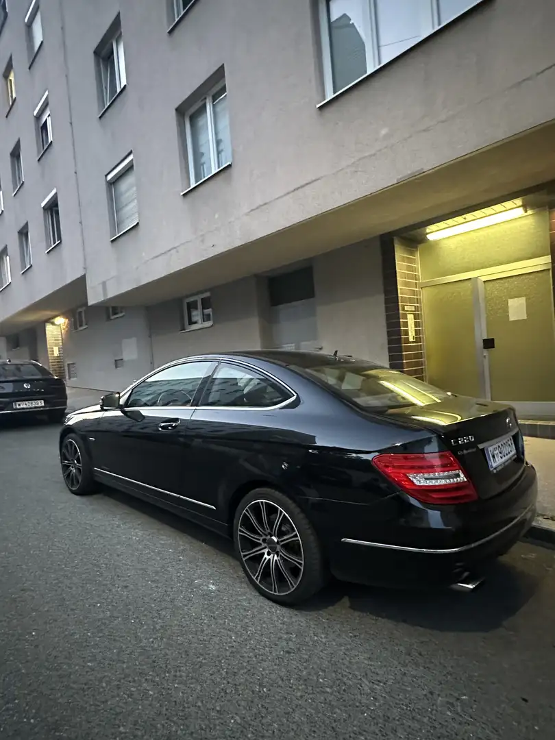 Mercedes-Benz C 220 CDI BlueEfficiency Coupe - 2