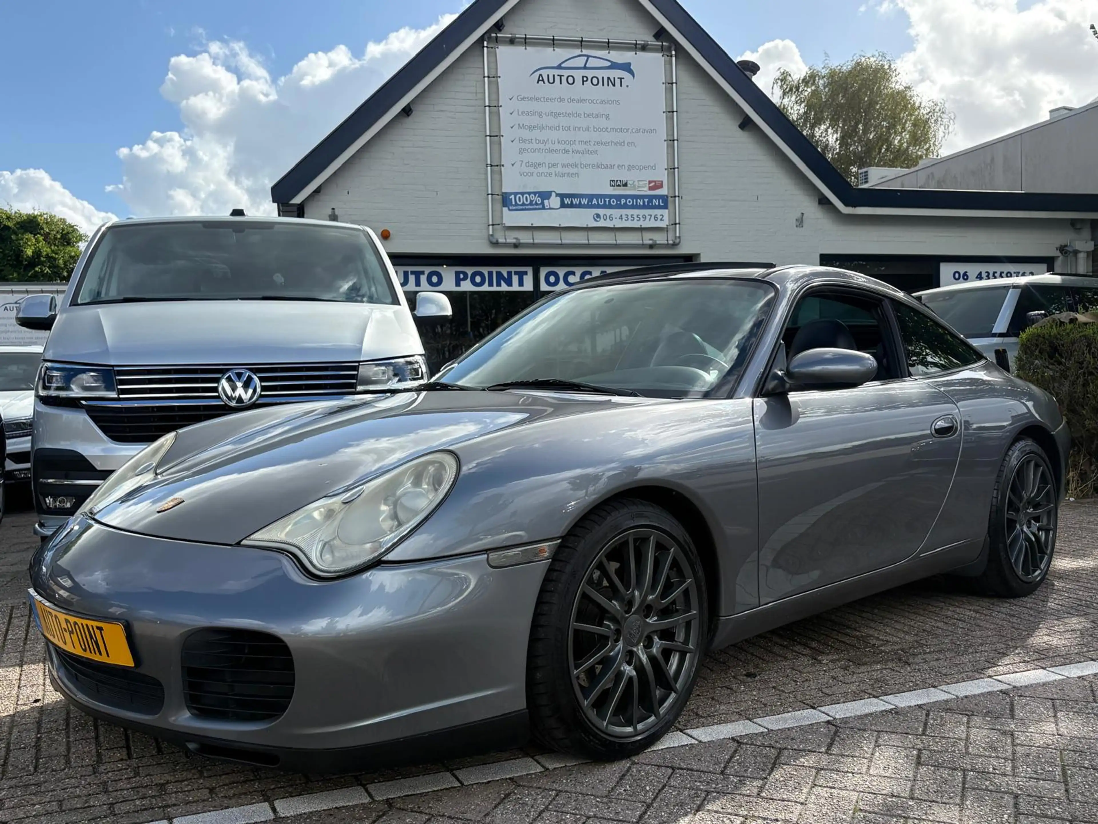 Porsche 911 3.6 TARGA 320PK AUT-F1 TIPRONIC/PANO/NAV/YOUNGTIME