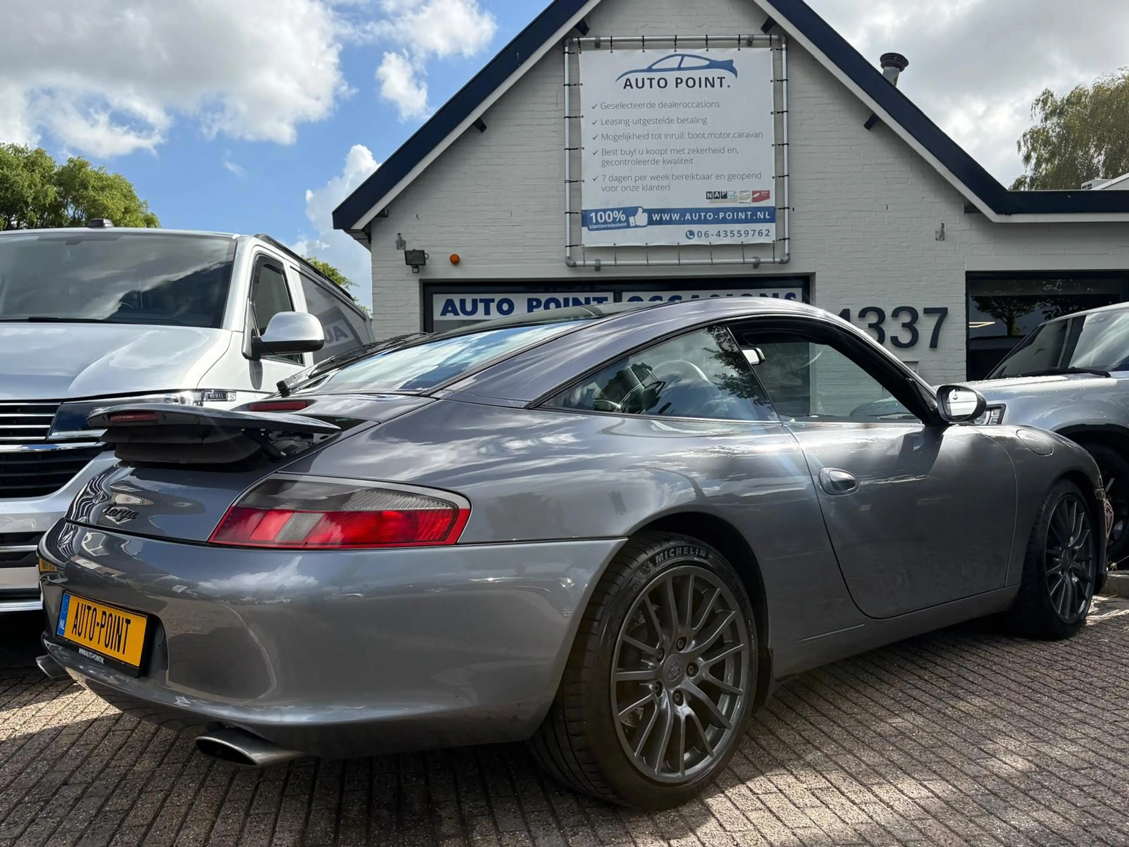 Porsche 911 3.6 TARGA 320PK AUT-F1 TIPRONIC/PANO/NAV/YOUNGTIME — photo 6