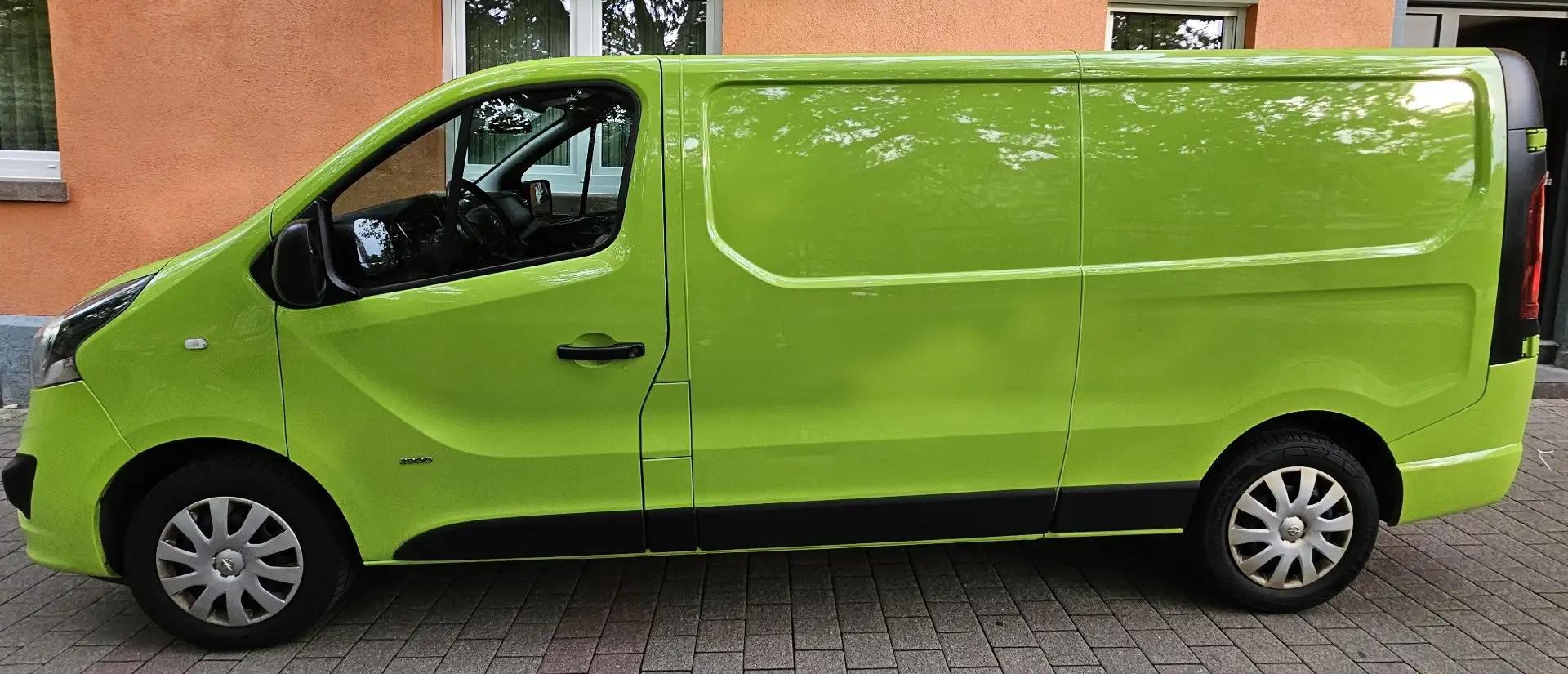 Opel Vivaro Vivaro-B Kasten L2H1 2,9t Biturbo /TÜVNEU Grün - 2