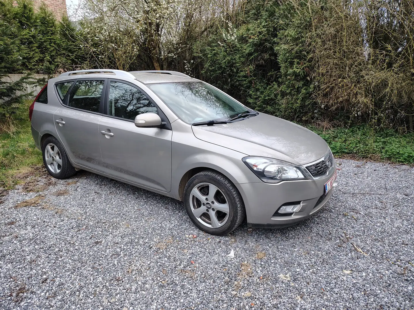 Kia Ceed SW / cee'd SW 1.6+CRDi+EX+ISG+EcoDynamics+DPF Bej - 1