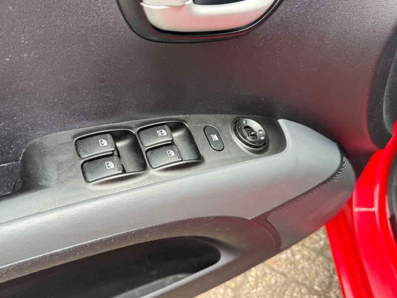 Hyundai i10 1.1 Dynamic Automaat Nw Apk — photo 12