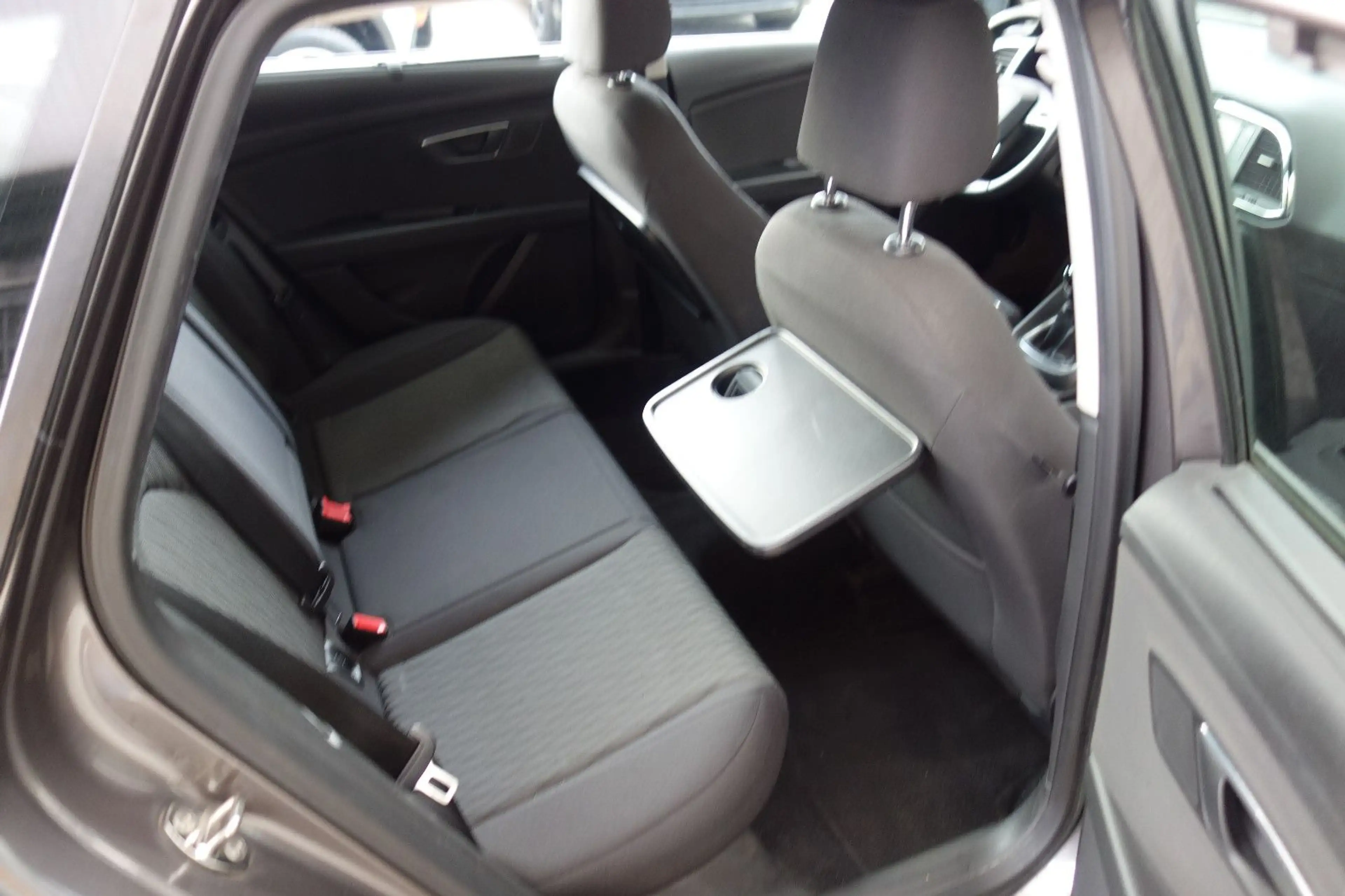 SEAT Leon ST Style/Navi,Klima,6-gang — photo 9