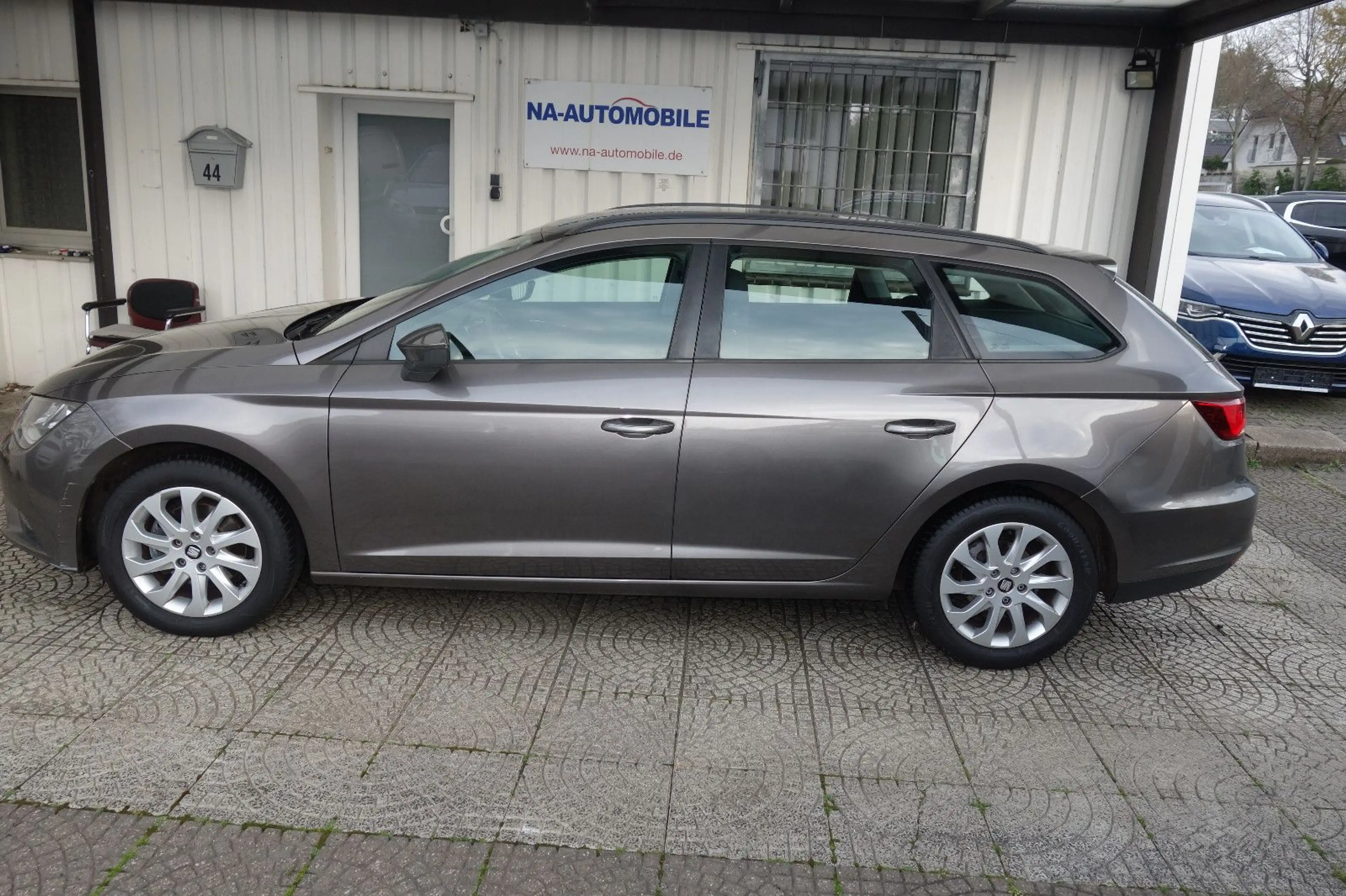 SEAT Leon ST Style/Navi,Klima,6-gang — photo 2