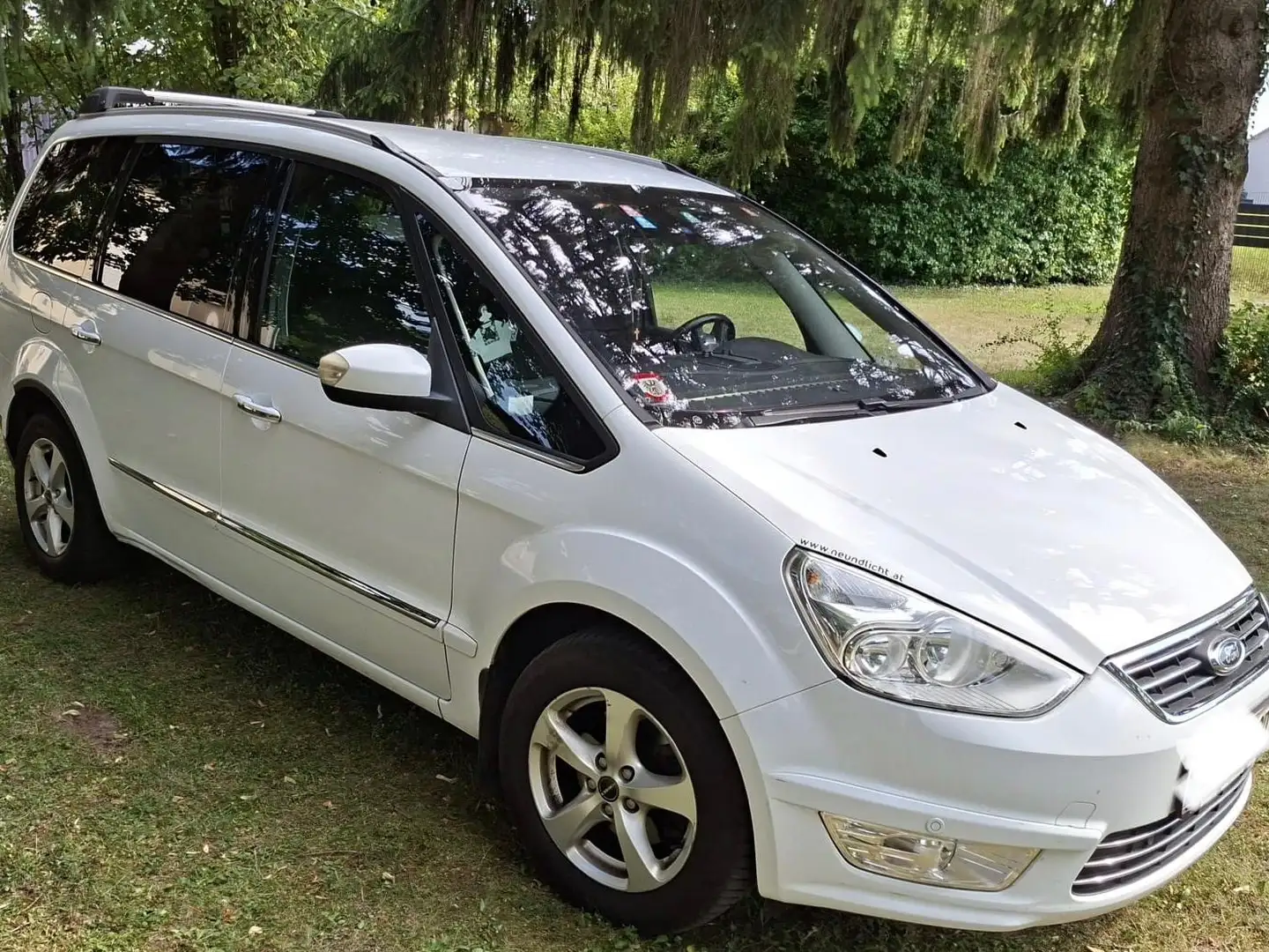 Ford Galaxy Titanium 2.0D Weiß - 1