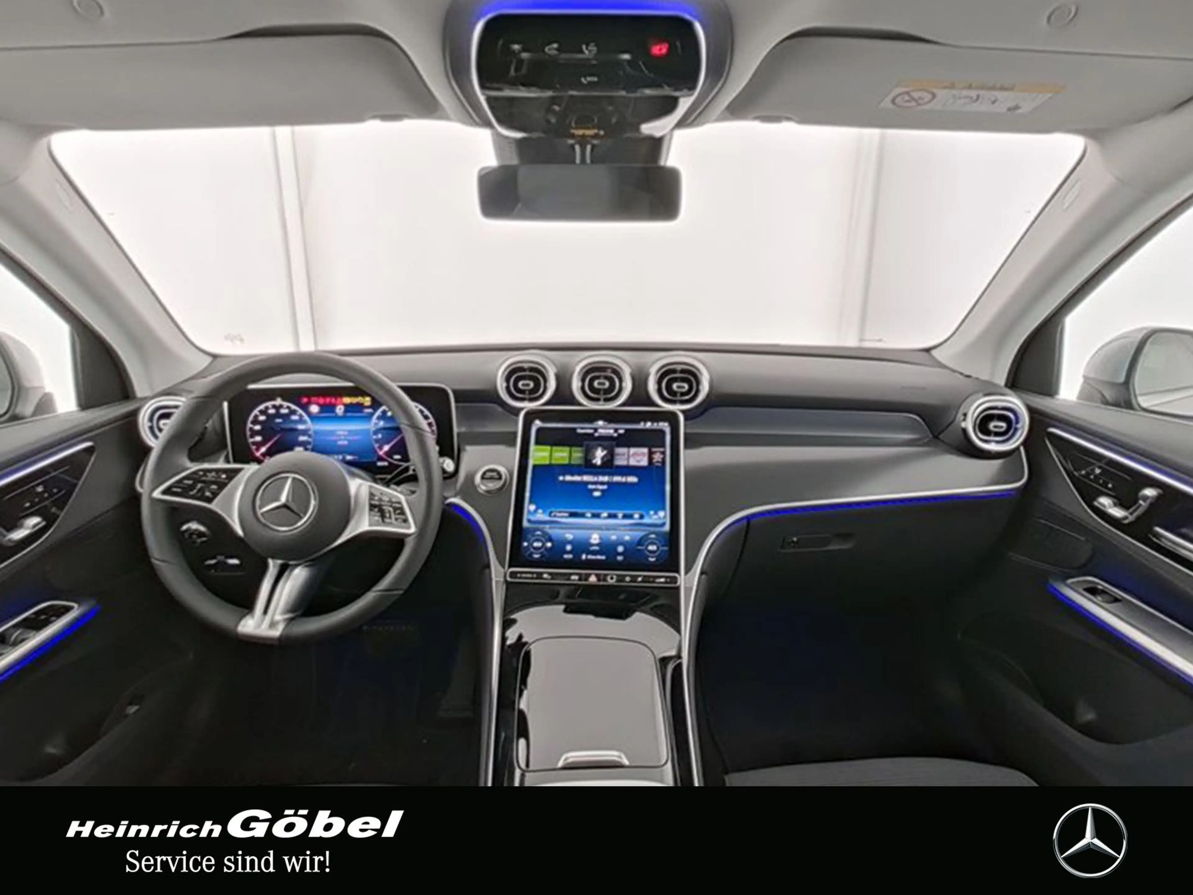 Mercedes-Benz GLC 200 AVANTGARDE+AHK+MEMORY+TOTWINKEL+360°KAM — photo 4