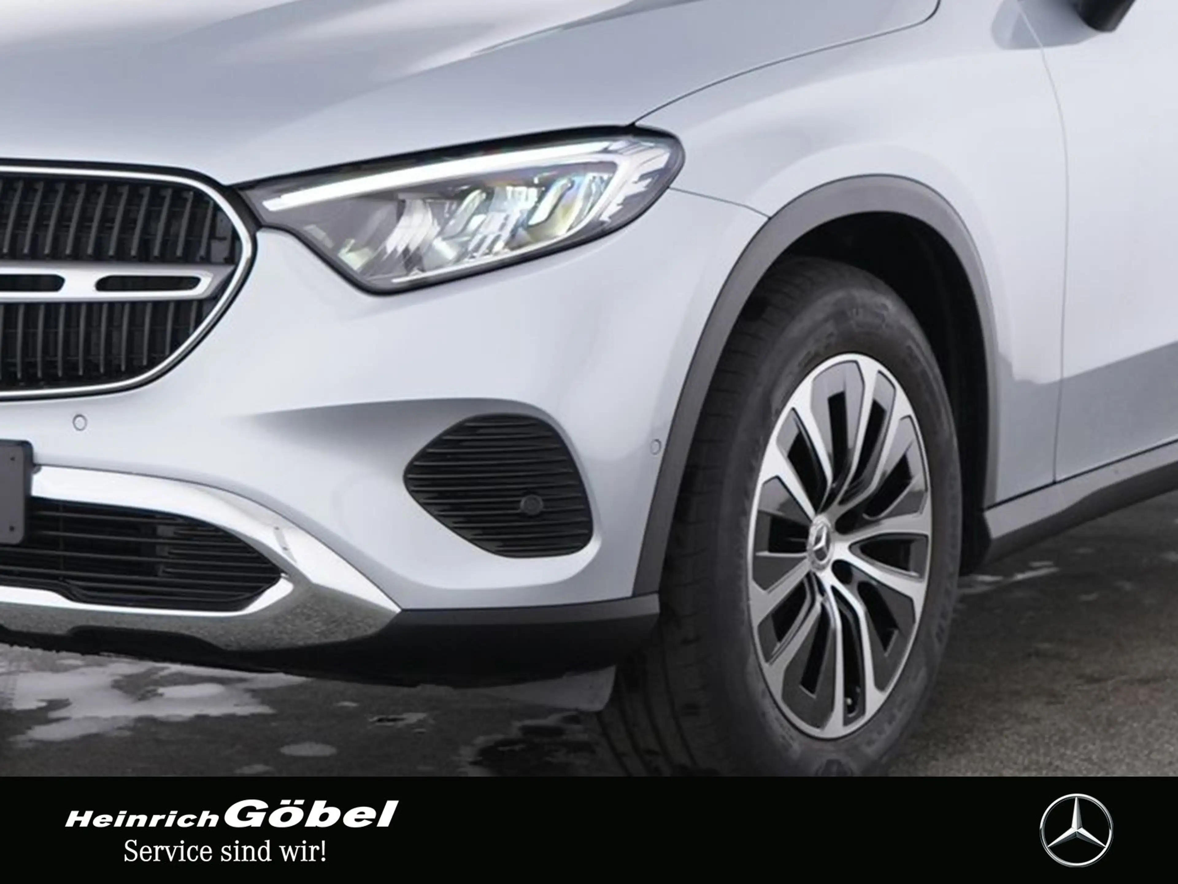 Mercedes-Benz GLC 200 AVANTGARDE+AHK+MEMORY+TOTWINKEL+360°KAM — photo 9