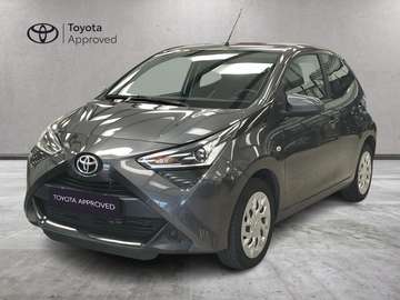 1.0 VVT-i x-play