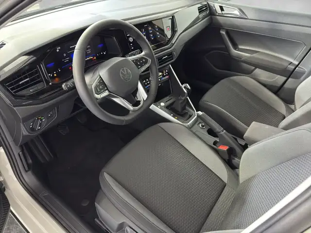 Volkswagen Taigo view 6