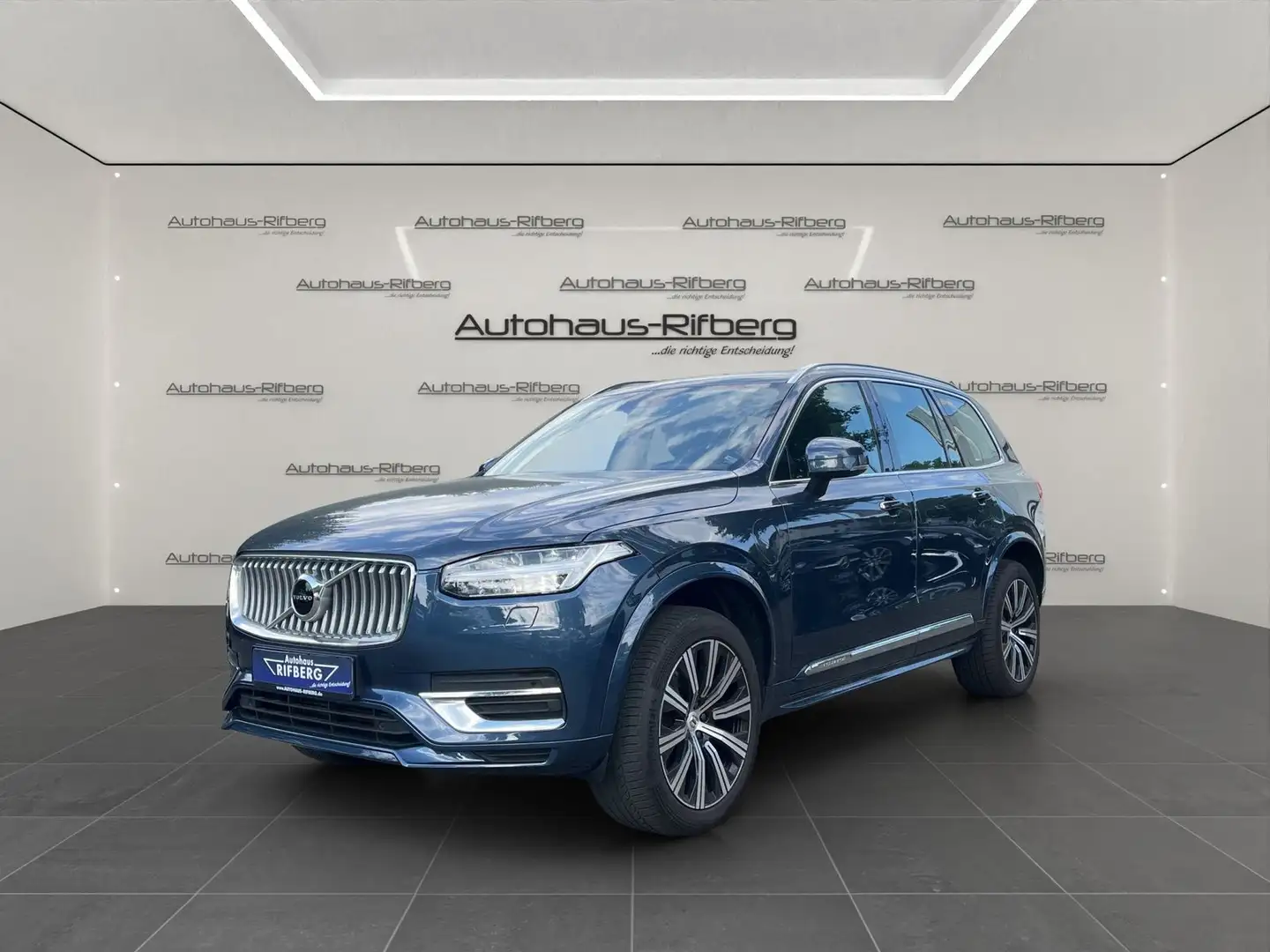 Volvo XC90 Plus Bright 8G Recharge Plug-In Hybrid AWD Albastru - 1