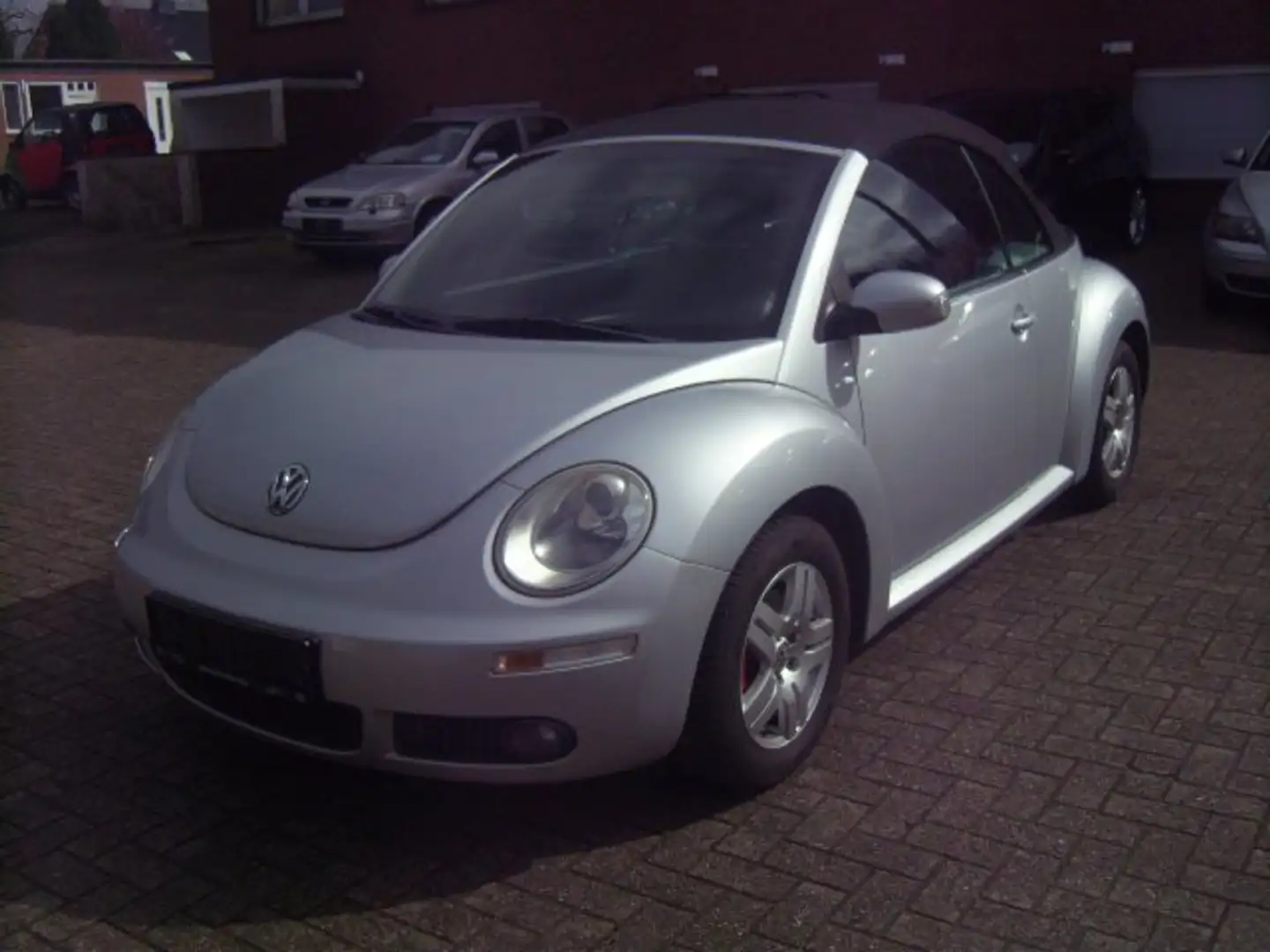 Volkswagen New Beetle New Beetle Cabrio 1.4+LPG+Sitzheizung+TÜV NEU Grau - 1