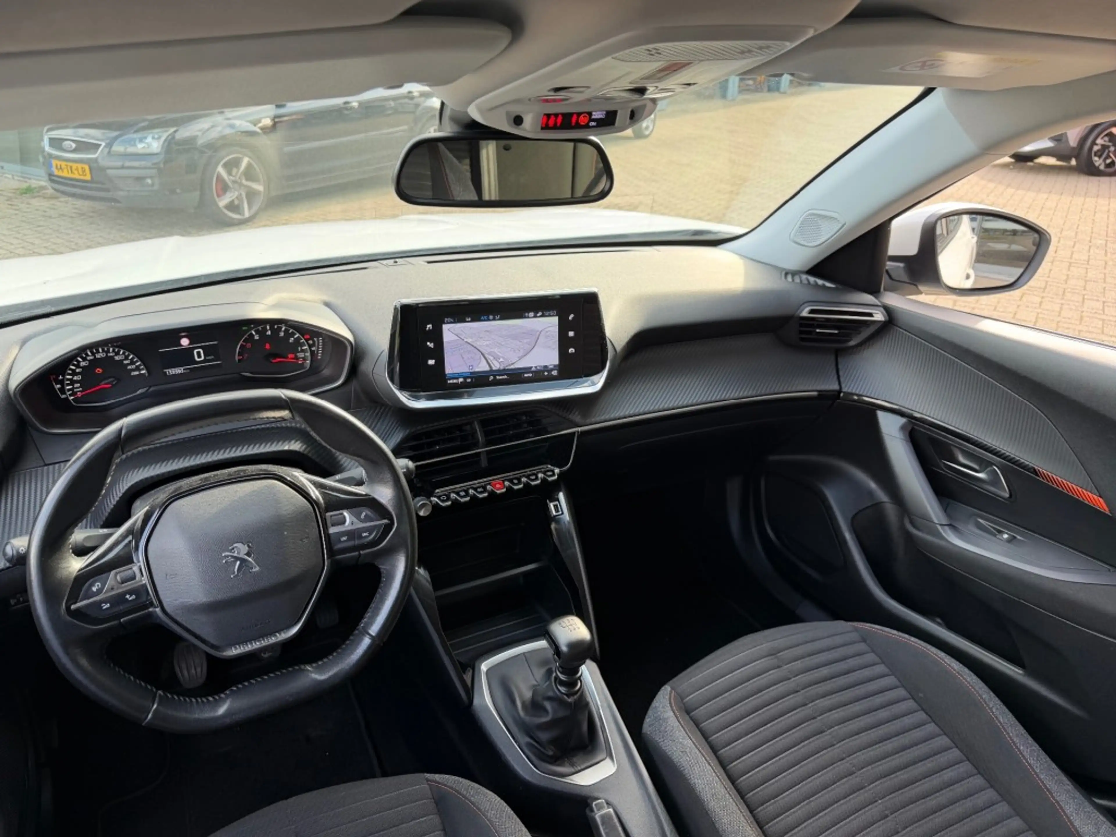 Peugeot 2008 1.2 PT B.L. ACTIVE NAVI AIRCO/ECC CRUISE CONTROL P — photo 25