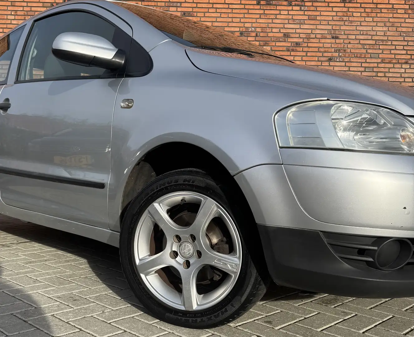 Volkswagen Fox 1.4 Trendline, NEW APK, Airco, Elektr. Grijs - 2