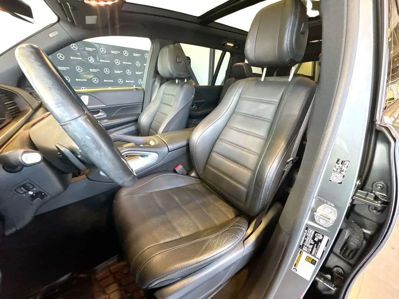 Mercedes-Benz GLS снимка Mercedes-Benz GLS