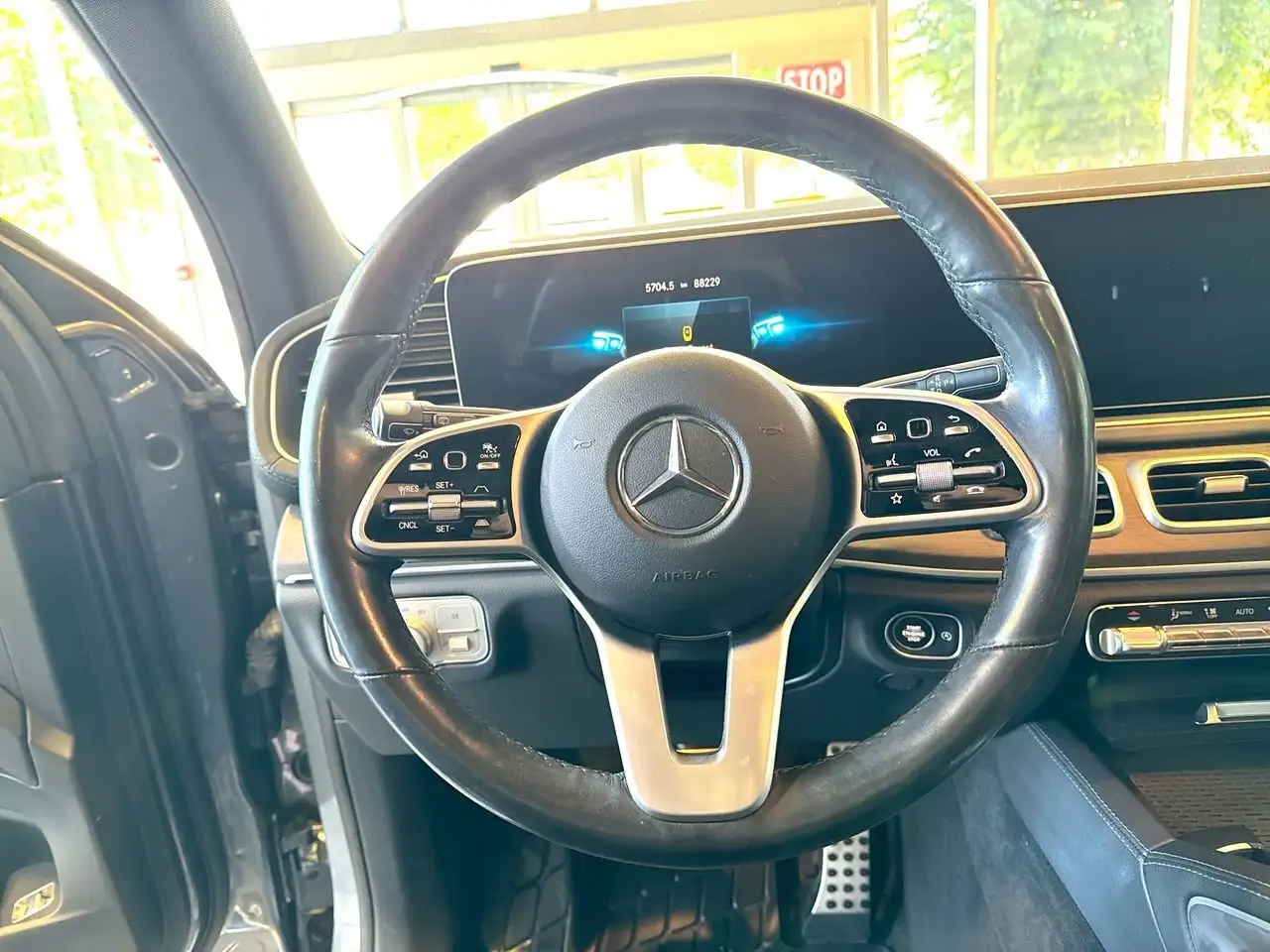 Mercedes-Benz GLS снимка Mercedes-Benz GLS